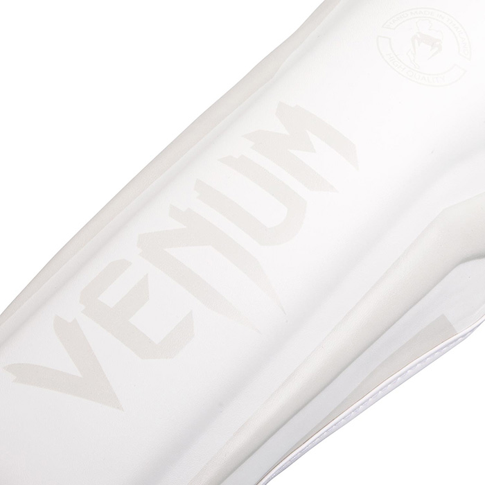 VENUM／ヴェナム　シンガード（レガース）　　ELITE STANDUP SHINGUARDS／エリート スタンドアップ シンガード（白／白）