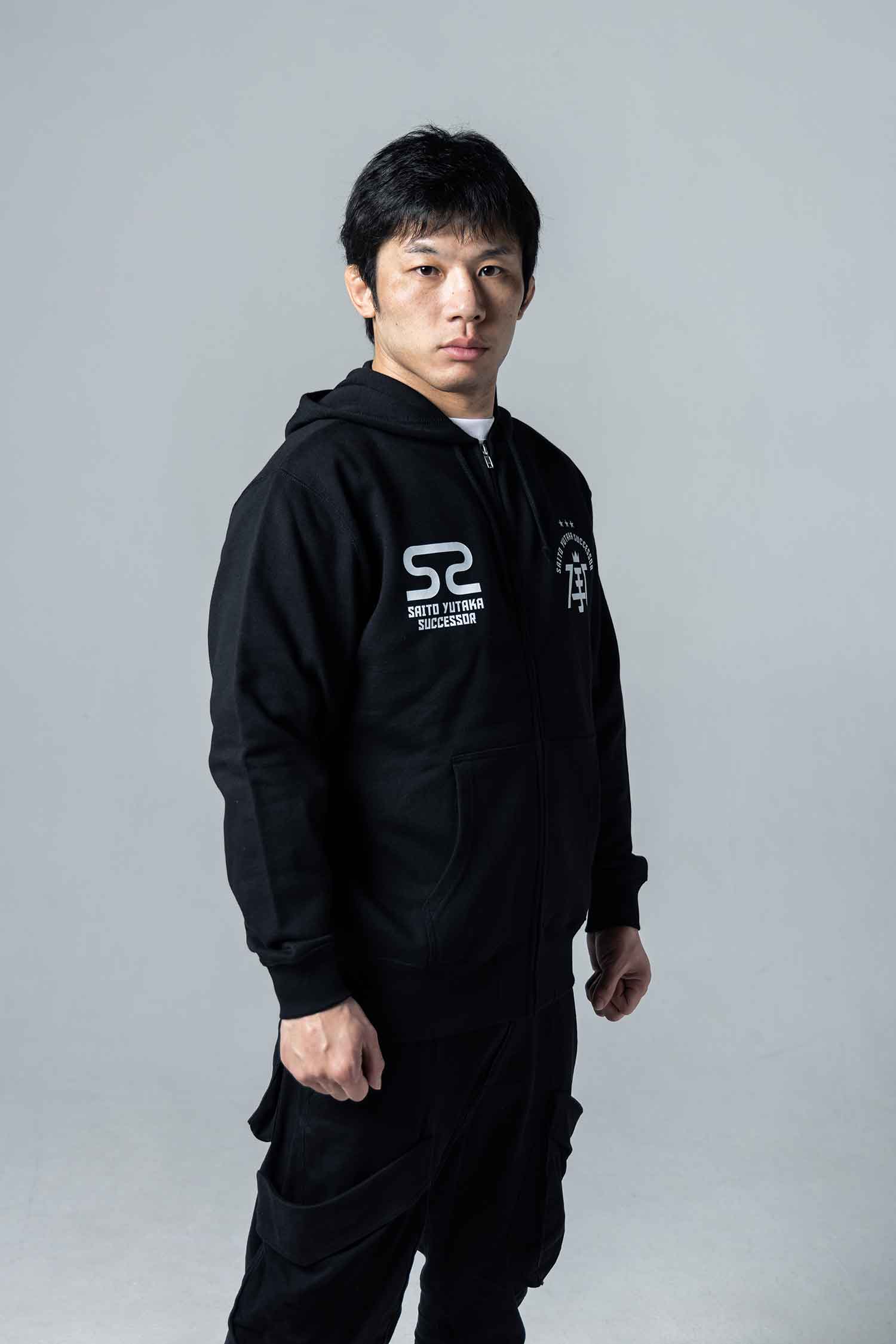 YUTAKA SAITO SUCCESSOR PULLOVER HOODIE／斎藤裕 サクセサー（伝承者）ジップアップ フーディー（黒／白）