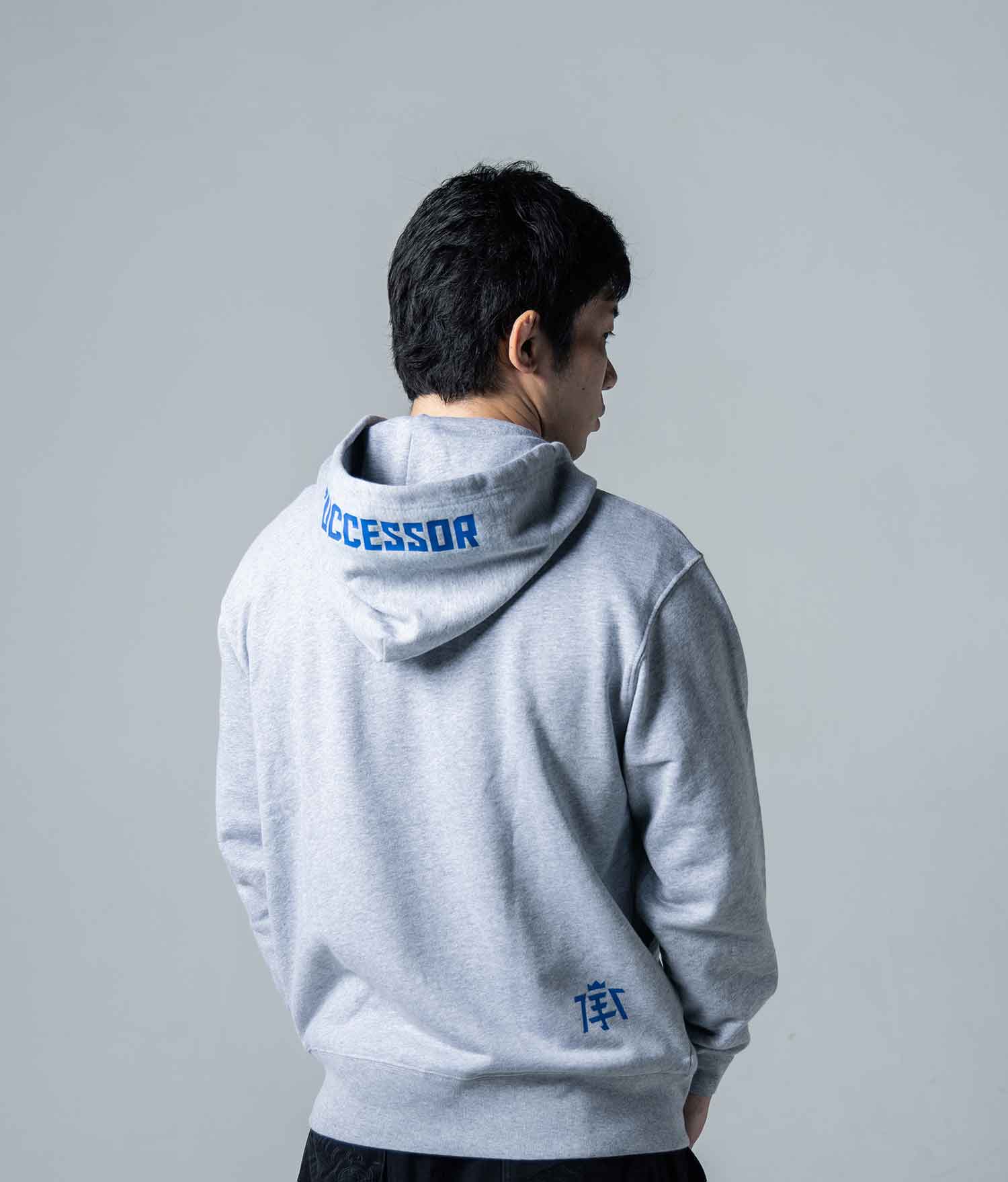 Tri-Fight／トライファイト　　YUTAKA SAITO SUCCESSOR PULLOVER HOODIE／斎藤裕 サクセサー（伝承者）ジップアップ フーディー（ヘザーグレー／ユタカブルー）