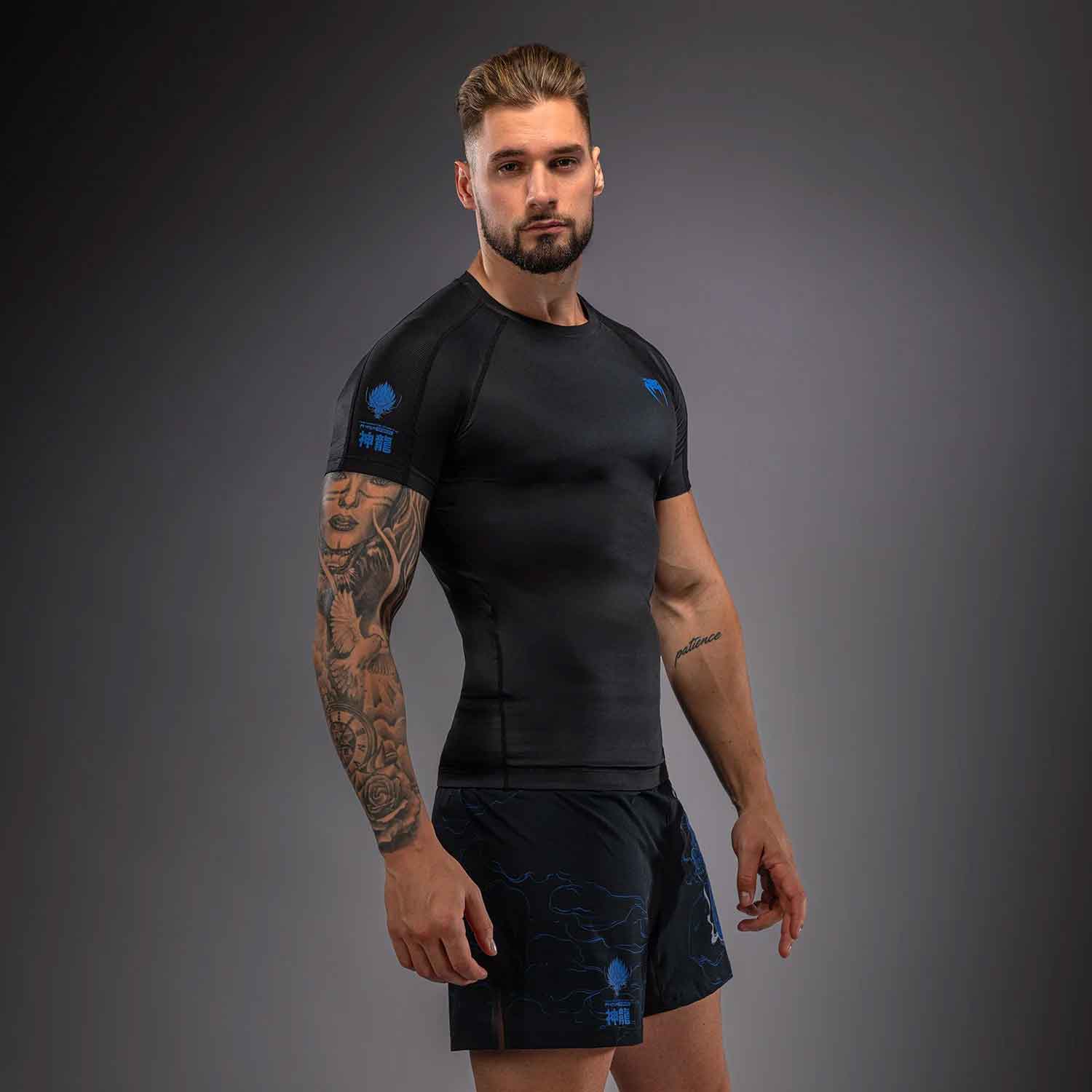 VENUM／ヴェナム　ラッシュガード　　Thunder Dragon Short Sleeves Rashguard／サンダー ドラゴン ショートスリーブ ラッシュガード（黒／ブルー）