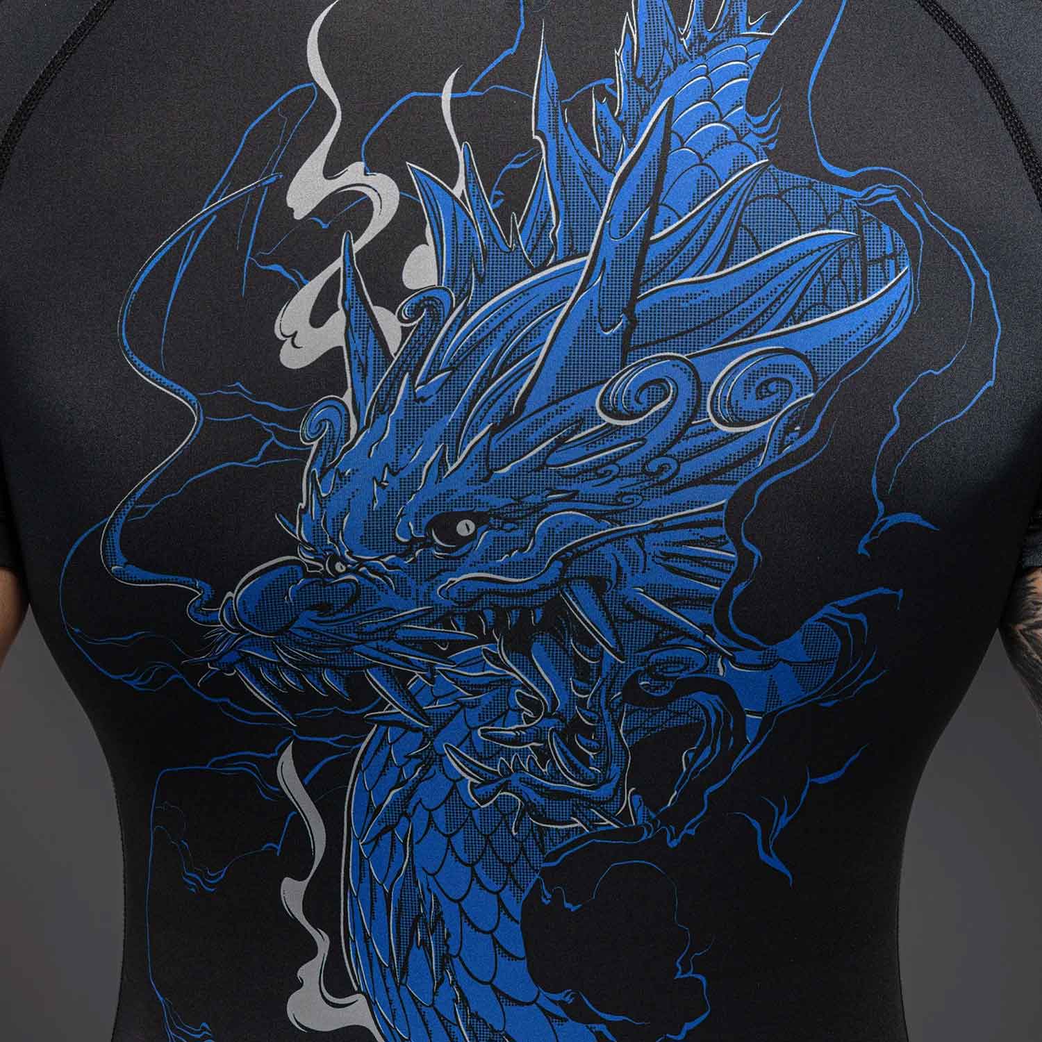 VENUM／ヴェナム　ラッシュガード　　Thunder Dragon Short Sleeves Rashguard／サンダー ドラゴン ショートスリーブ ラッシュガード（黒／ブルー）
