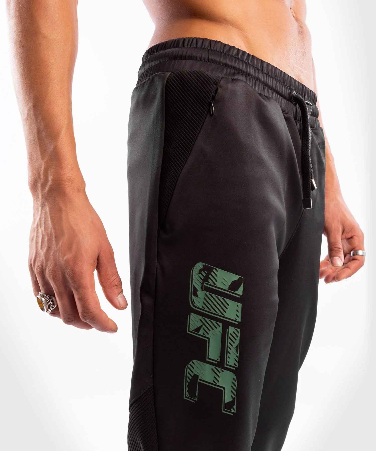 VENUM／ヴェナム　スウェットパンツ　　UFC VENUM AUTHENTIC FIGHT WEEK MEN'S PANTS／UFC VENUM オーセンティック ファイトウィーク メンズ パンツ（黒／カーキ）