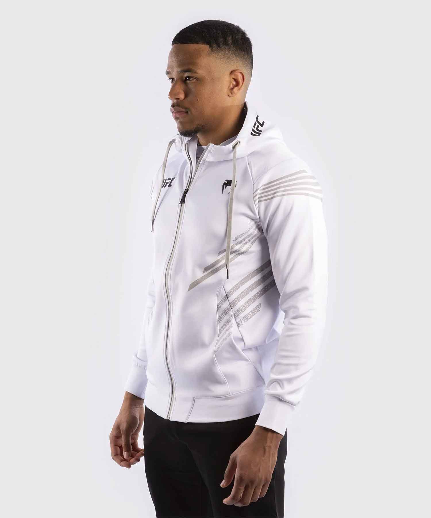 VENUM／ヴェナム　パーカー（フーディー）　　UFC VENUM PRO LINE MEN'S HOODIE／UFC VENUM プロライン メンズ フーディー（パーカー）白