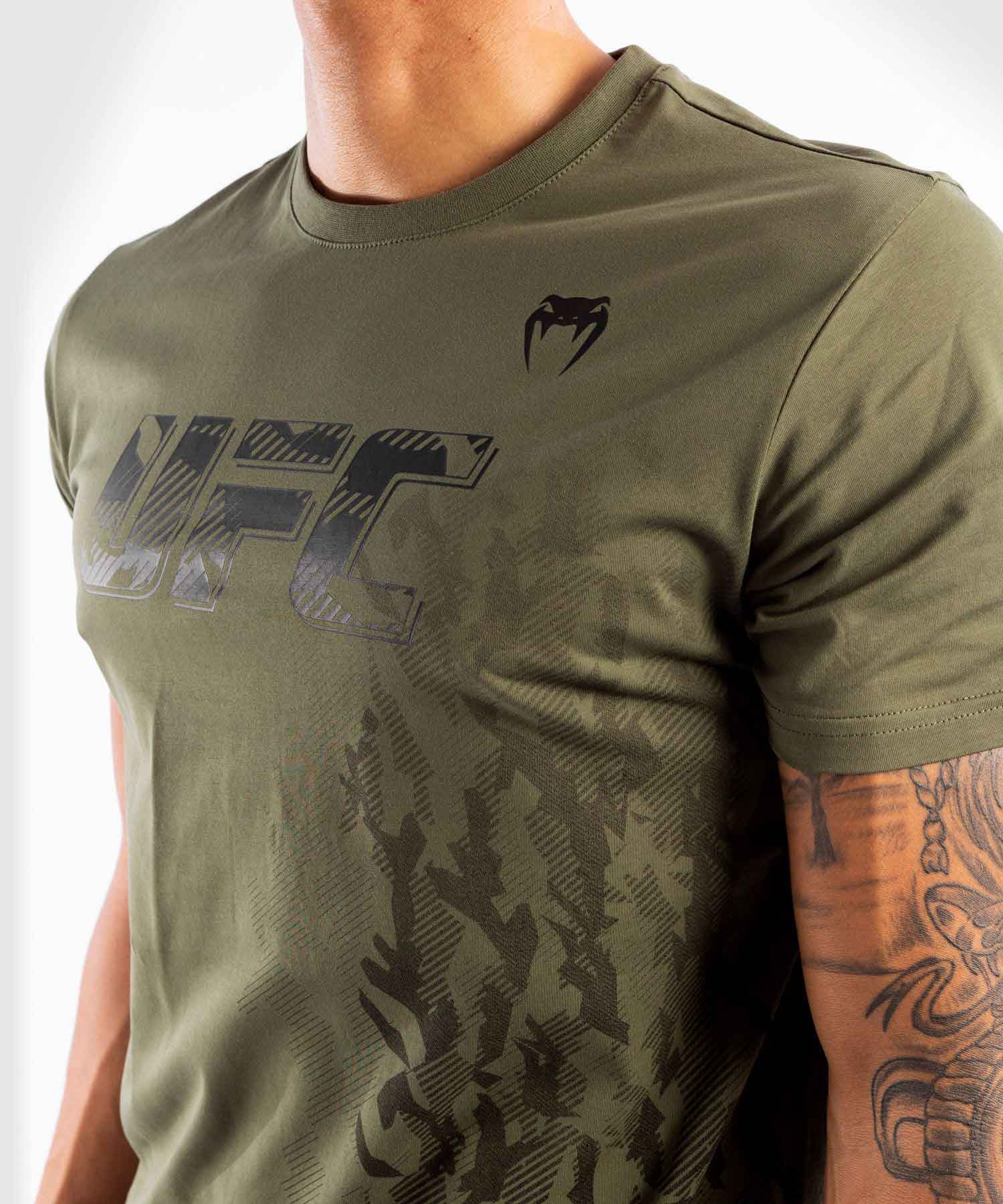 VENUM／ヴェナム　Tシャツ　　UFC VENUM AUTHENTIC FIGHT WEEK MEN'S T-SHIRT／UFC VENUM オーセンティック ファイトウィーク メンズ Tシャツ（カーキ）