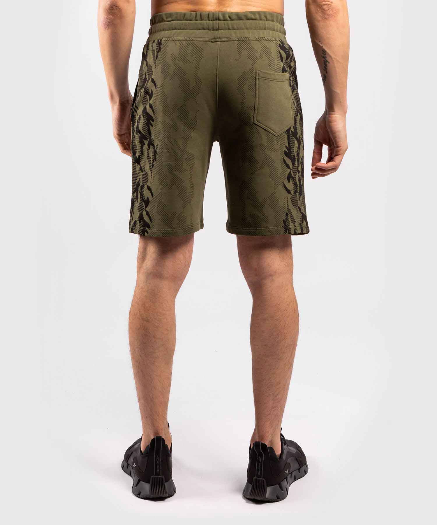 VENUM／ヴェナム　トレーニング・フィットネスショーツ　　UFC VENUM AUTHENTIC FIGHT WEEK MEN'S SHORTS／UFC VENUM オーセンティック ファイトウィーク メンズ ショーツ（カーキ）