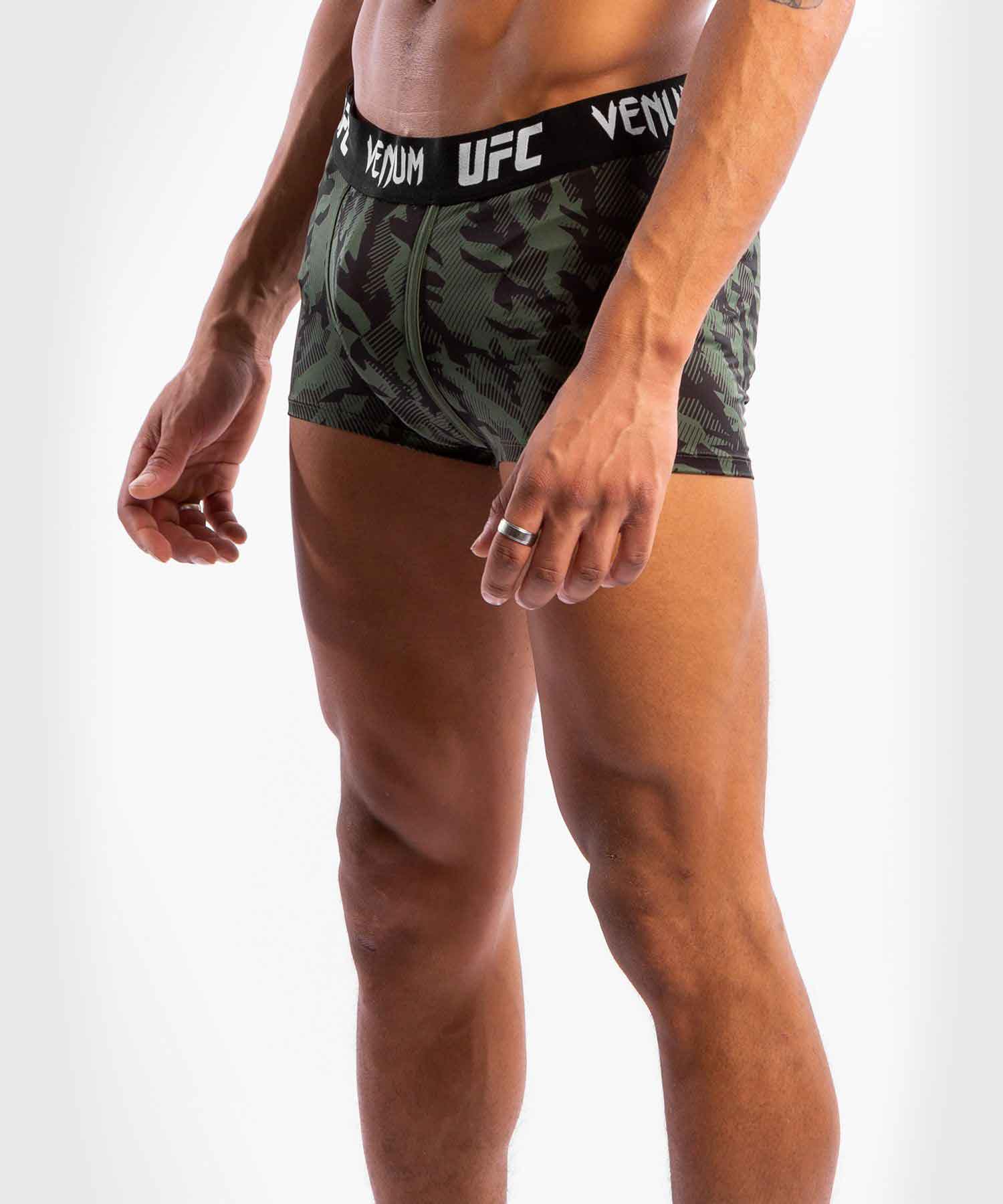 VENUM／ヴェナム　アンダーウェア　　UFC VENUM AUTHENTIC FIGHT WEEK MEN'S WEIGH-IN UNDERWEAR／UFC VENUM オーセンティック ファイトウィーク メンズ ウェイイン（計量）アンダーウェア（カーキ）