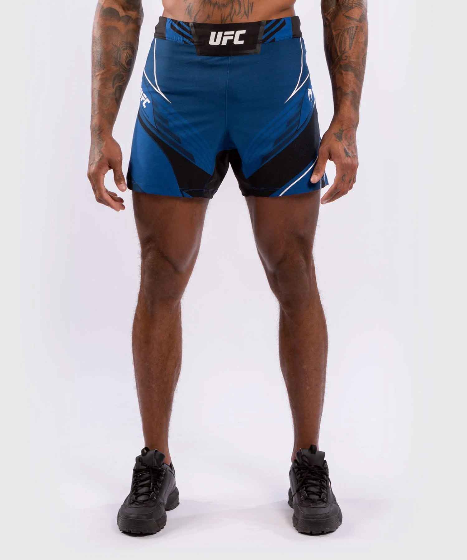 VENUM／ヴェナム　ファイトショーツ　　UFC VENUM AUTHENTIC FIGHT NIGHT MEN'S SHORTS SHORT FIT／UFC VENUM オーセンティック ファイトナイト メンズ ショーツ ショート フィット（ブルー／黒）