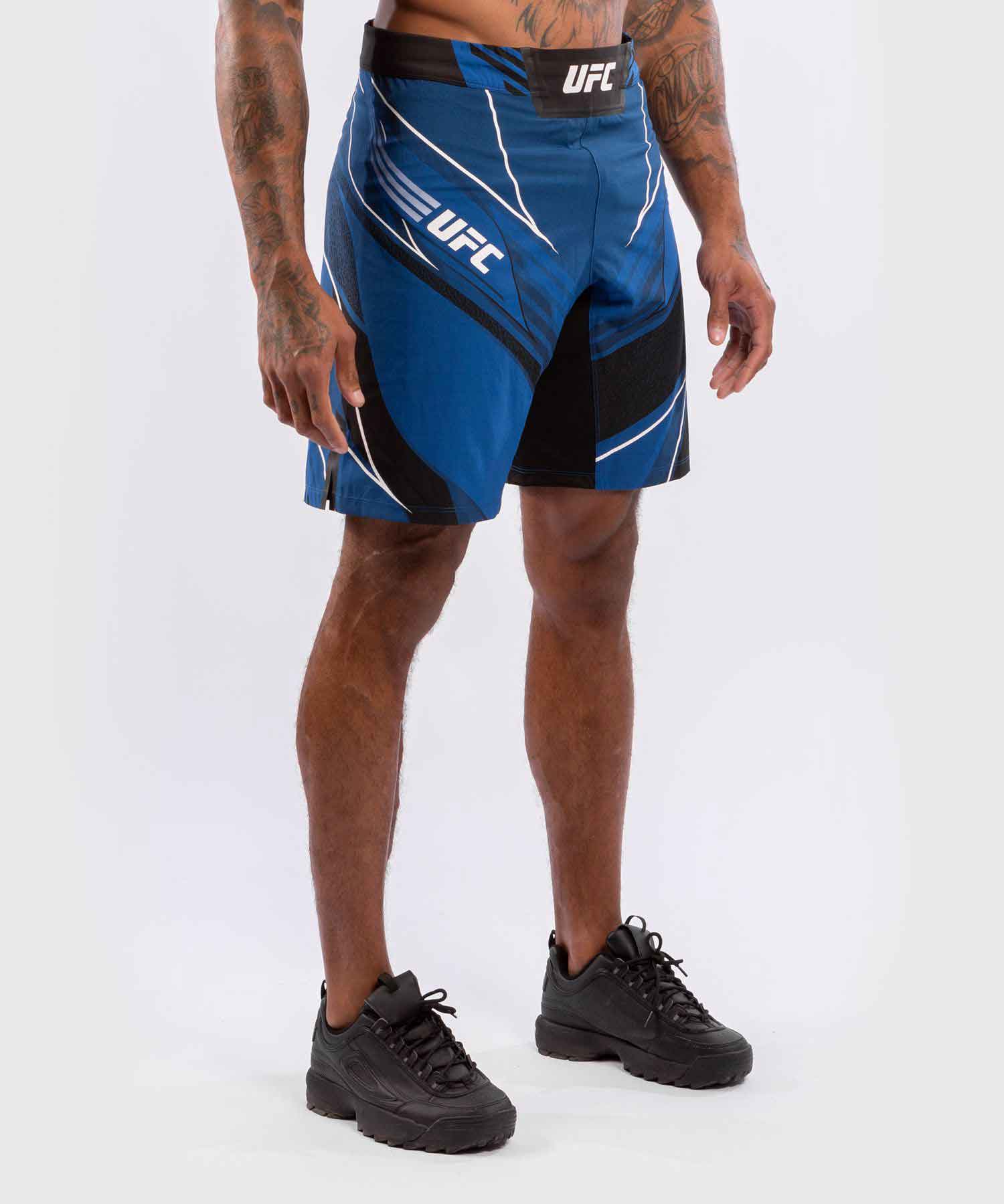 VENUM／ヴェナム　ファイトショーツ　　UFC VENUM AUTHENTIC FIGHT NIGHT MEN'S SHORTS LONG FIT／UFC VENUM オーセンティック ファイトナイト メンズ ショーツ ロング フィット（ブルー／黒）