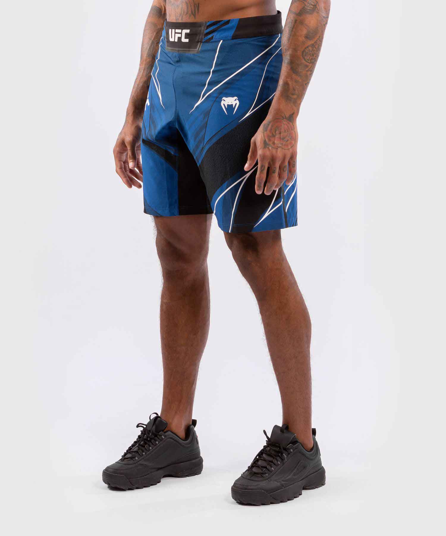 VENUM／ヴェナム　ファイトショーツ　　UFC VENUM AUTHENTIC FIGHT NIGHT MEN'S SHORTS LONG FIT／UFC VENUM オーセンティック ファイトナイト メンズ ショーツ ロング フィット（ブルー／黒）