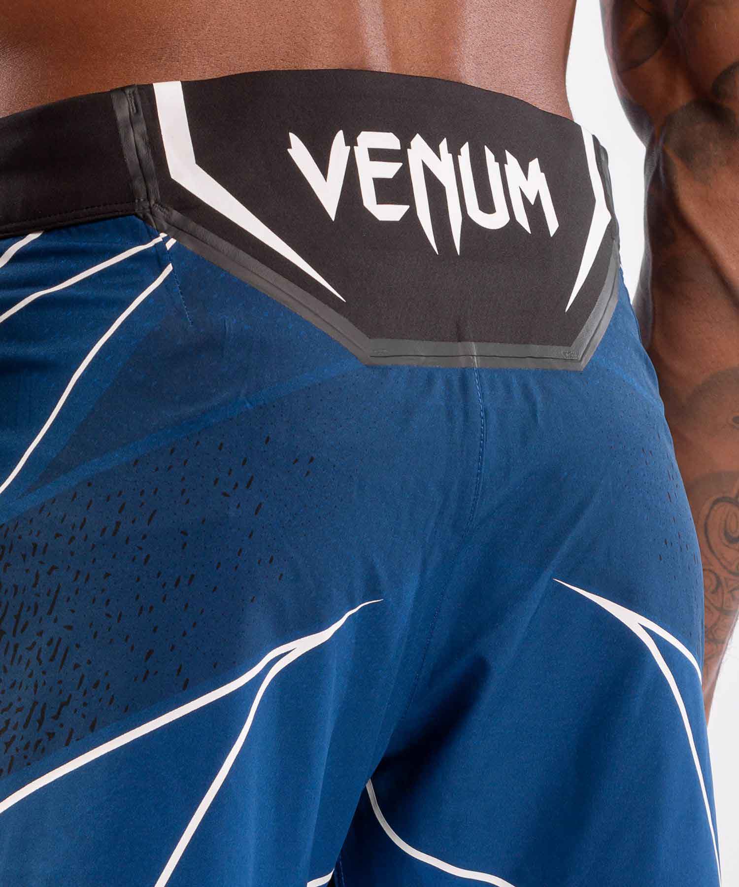 VENUM／ヴェナム　ファイトショーツ　　UFC VENUM AUTHENTIC FIGHT NIGHT MEN'S SHORTS LONG FIT／UFC VENUM オーセンティック ファイトナイト メンズ ショーツ ロング フィット（ブルー／黒）