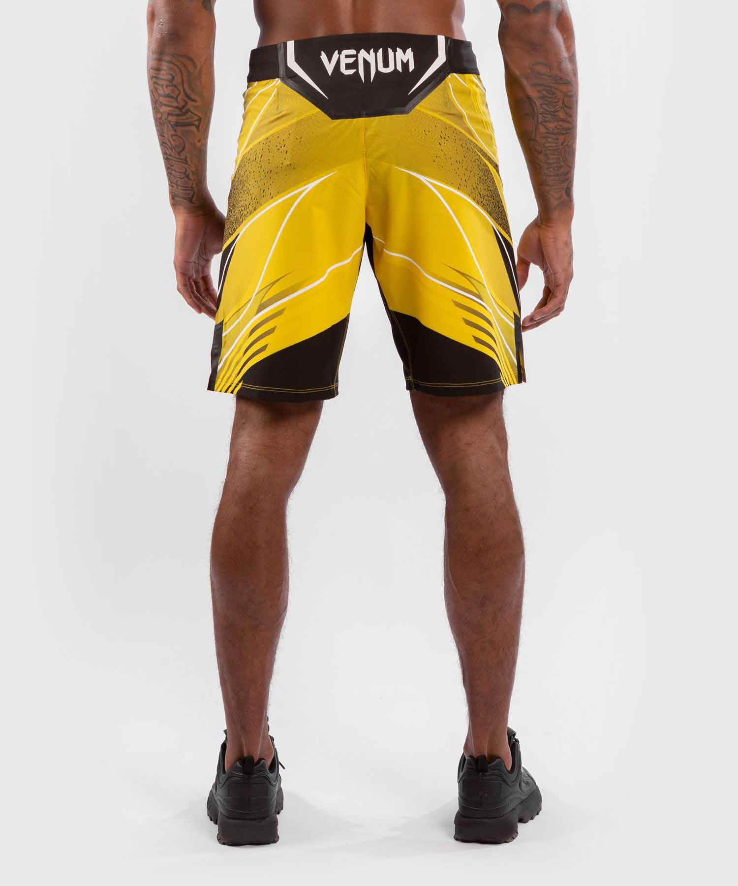 VENUM／ヴェナム　ファイトショーツ　　UFC VENUM AUTHENTIC FIGHT NIGHT MEN'S SHORTS LONG FIT／UFC VENUM オーセンティック ファイトナイト メンズ ショーツ ロング フィット（イエロー／黒）