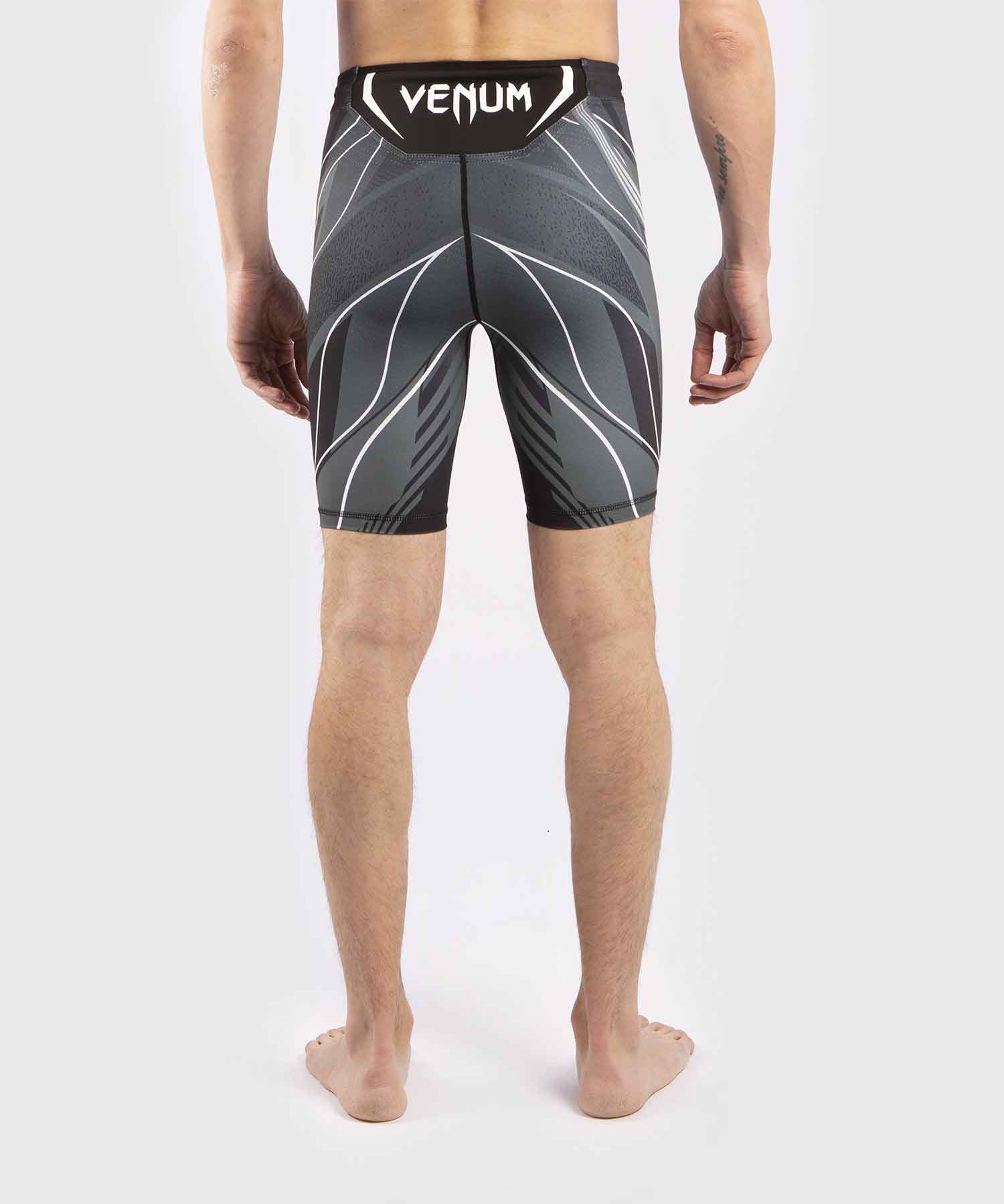 VENUM／ヴェナム　コンプレッション・バーリトゥードショーツ　　UFC VENUM PRO LINE MEN'S VALE TUDO SHORTS／UFC VENUM プロライン メンズ バーリトゥードショーツ（ダークグレー／黒）