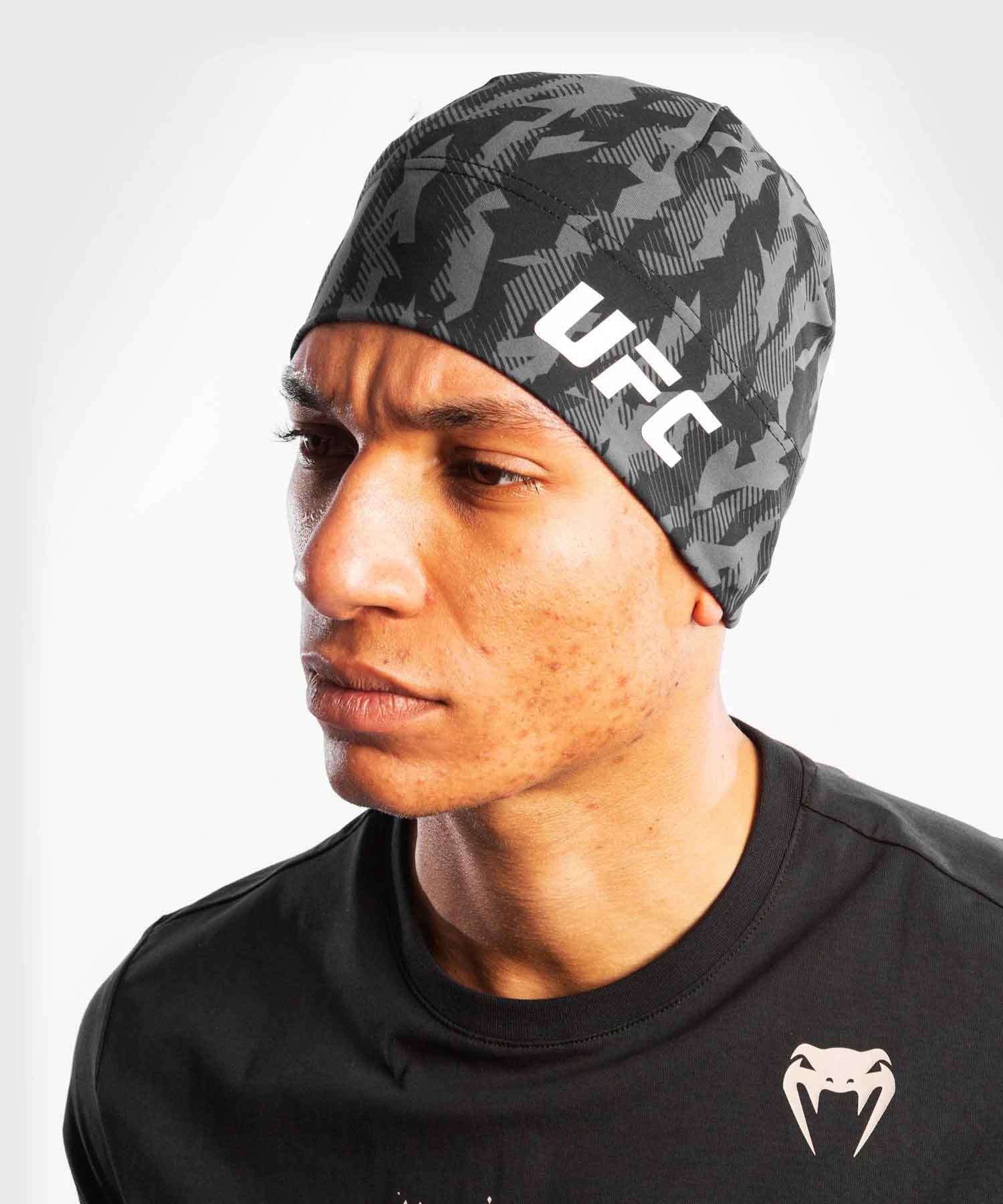 UFC VENUM AUTHENTIC FIGHT WEEK UNISEX PERFORMANCE BEANIE／UFC VENUM オーセンティック ファイトウィーク ユニセックス パフォーマンス ビーニー（ダークグレー／黒）