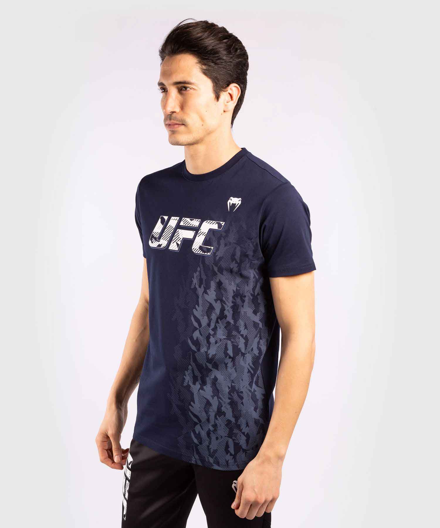 VENUM／ヴェナム　Tシャツ　　UFC VENUM AUTHENTIC FIGHT WEEK MEN'S T-SHIRT／UFC VENUM オーセンティック ファイトウィーク メンズ Tシャツ（ネイビー）