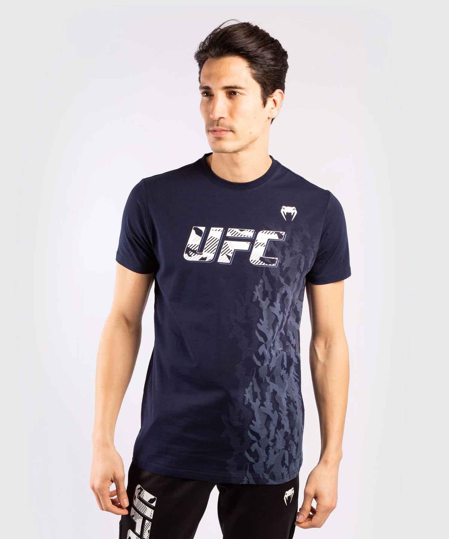 UFC VENUM AUTHENTIC FIGHT WEEK MEN'S T-SHIRT／UFC VENUM オーセンティック ファイトウィーク メンズ Tシャツ（ネイビー）