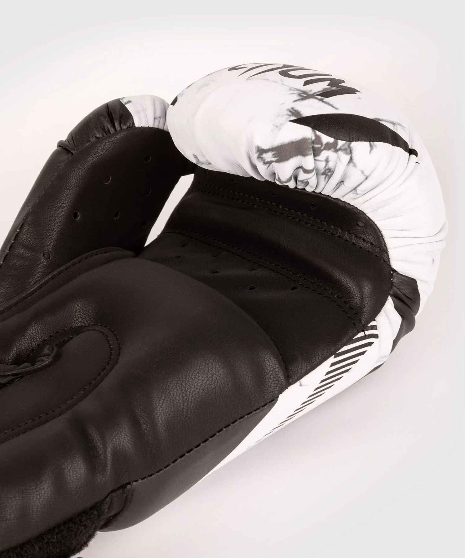 VENUM／ヴェナム　ボクシンググローブ　　IMPACT BOXING GLOVES／インパクト ボクシンググローブ（黒／マーブル）