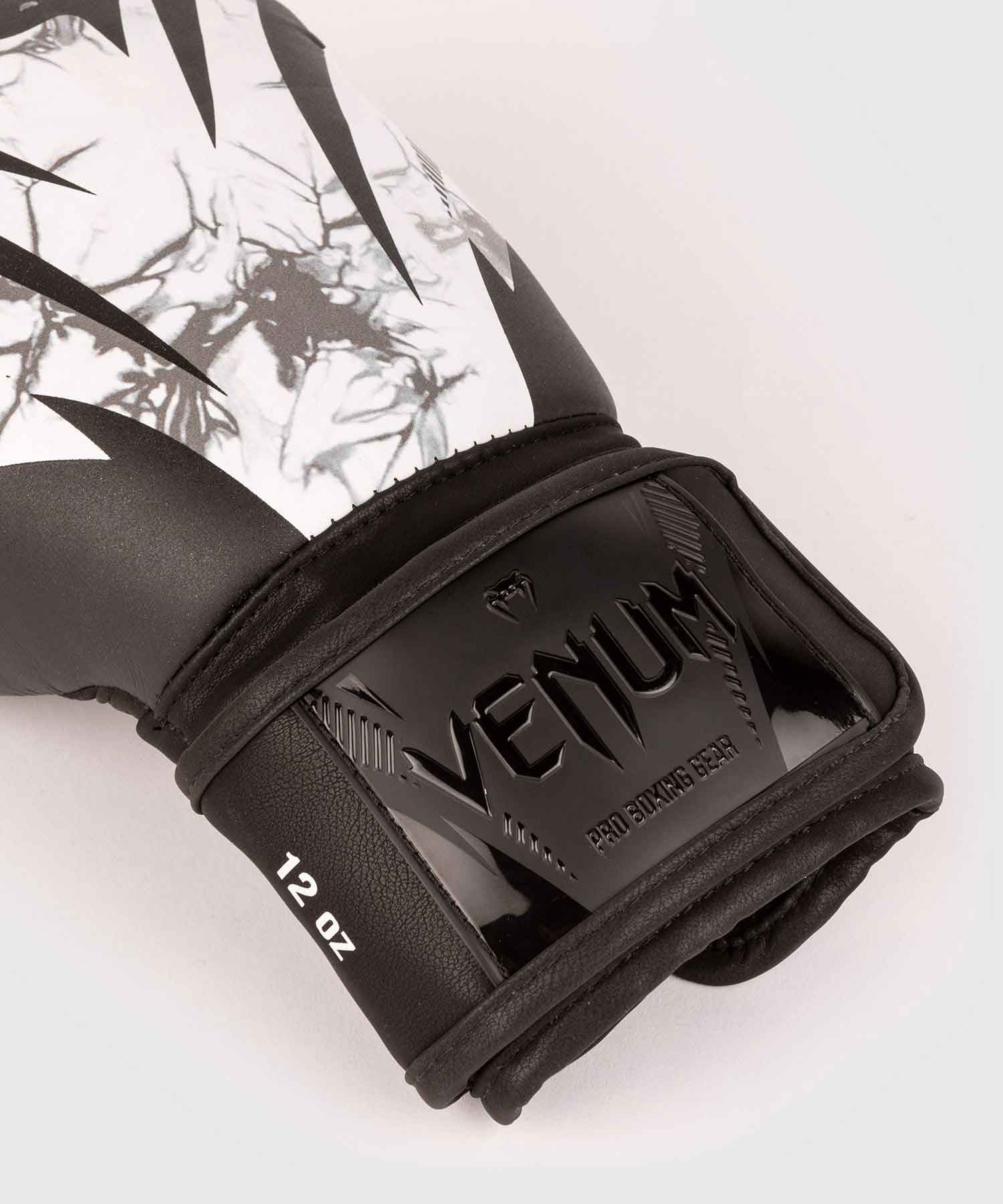 VENUM／ヴェナム　ボクシンググローブ　　IMPACT BOXING GLOVES／インパクト ボクシンググローブ（黒／マーブル）