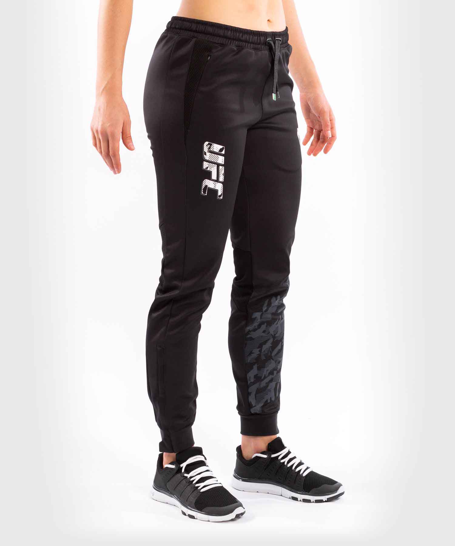 VENUM WOMEN／レディース　スウェットパンツ　　UFC VENUM AUTHENTIC FIGHT WEEK WOMEN'S PANTS／UFC VENUM オーセンティック ファイトウィーク レディース パンツ（黒／白／グレー）