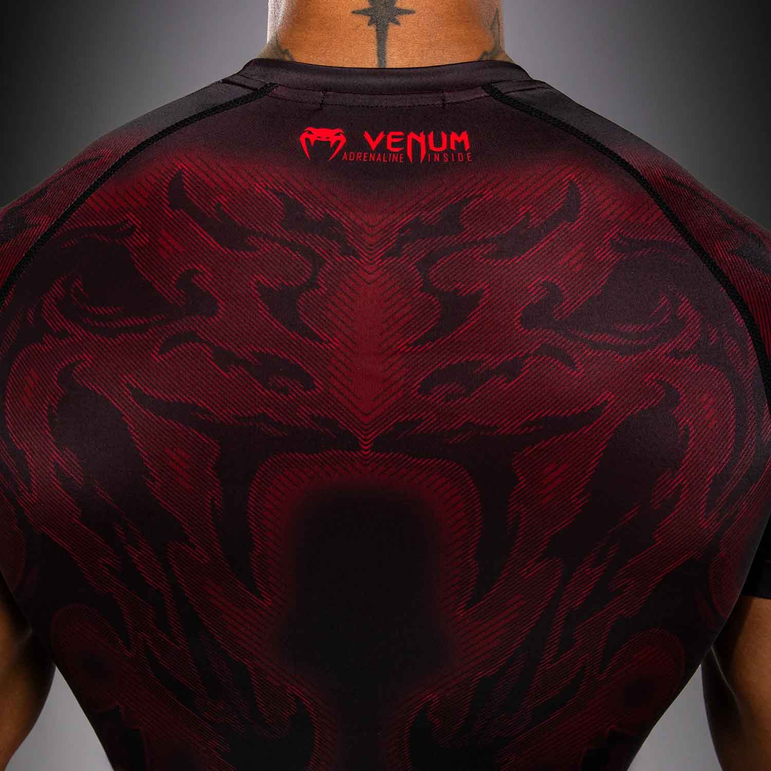 VENUM／ヴェナム　ラッシュガード・コンプレッション　　Spectre Short Sleeve Rashguard／スペクトル ショートスリーブ ラッシュガード