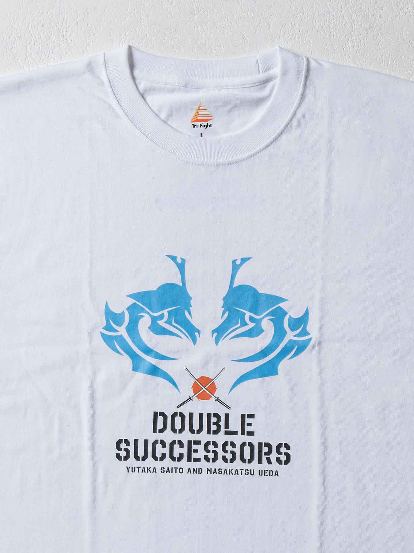 Tri-Fight／トライファイト　　YUTAKA SAITO & MASAKATSU UEDA「DOUBLE SUCCESSORS」T-SHIRT／斎藤裕 & 上田将勝「ダブル・サクセサース」Tシャツ（白）