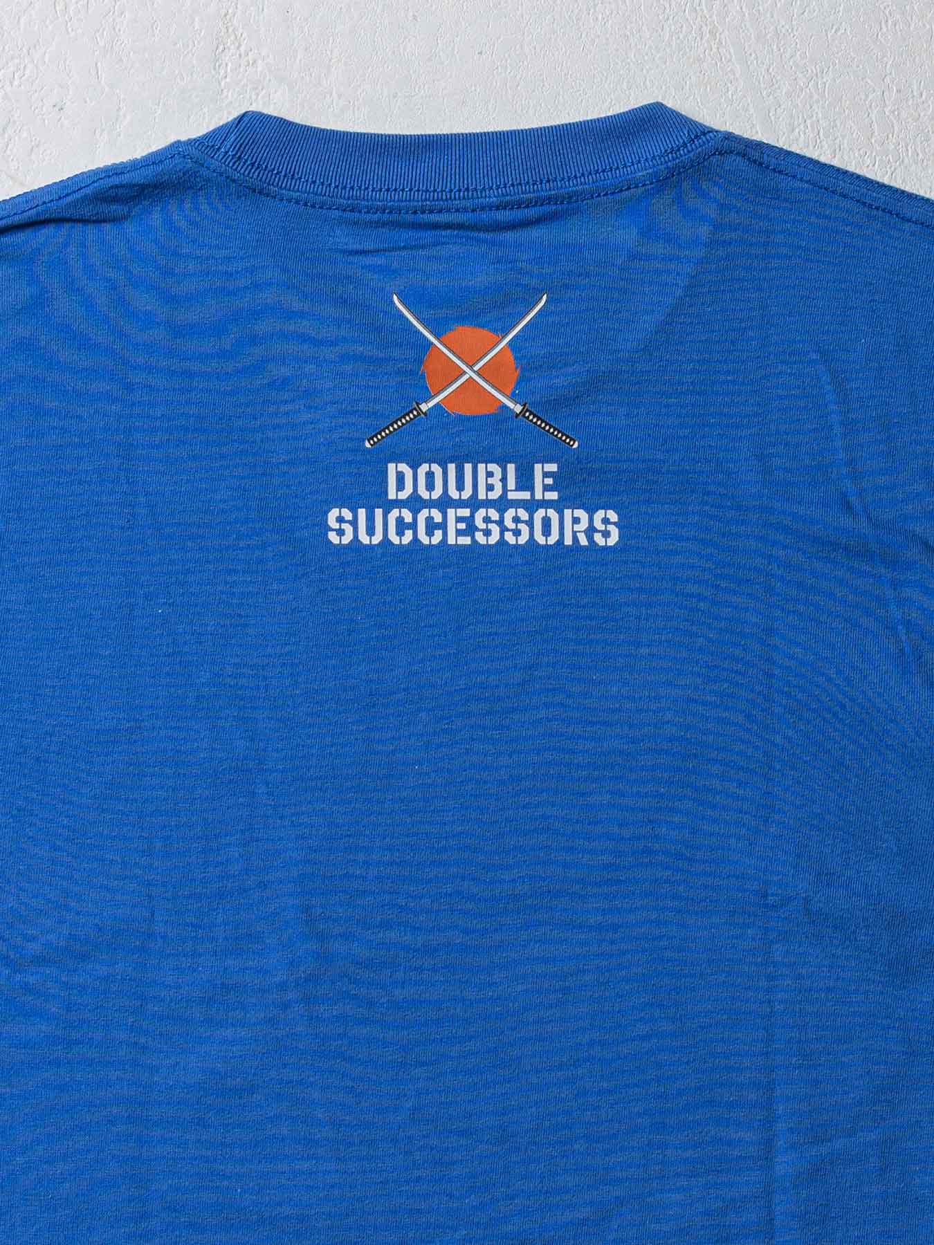 Tri-Fight／トライファイト　　YUTAKA SAITO & MASAKATSU UEDA「DOUBLE SUCCESSORS」T-SHIRT／斎藤裕 & 上田将勝「ダブル・サクセサース」Tシャツ（ユタカブルー）