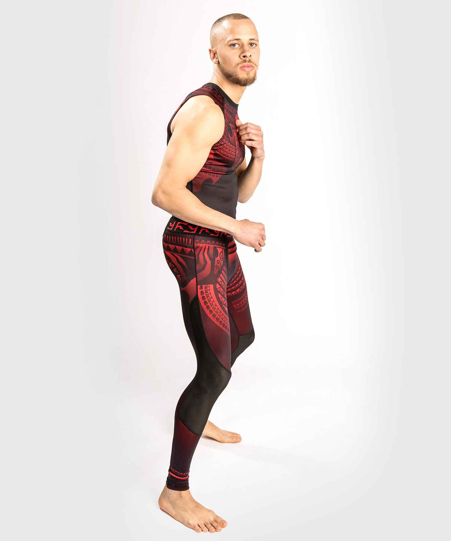 VENUM／ヴェナム　ラッシュガード　　NAKAHI RASHGUARD SLEEVELESS／ナカヒ ラッシュガード スリーブレス（黒／レッド）