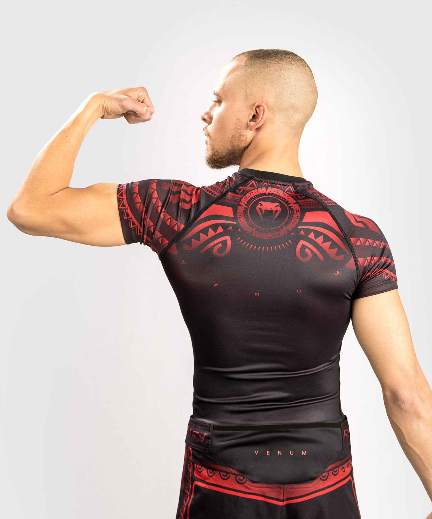 VENUM／ヴェナム　ラッシュガード　　NAKAHI RASHGUARD SHORT SLEEVES／ナカヒ ラッシュガード ショートスリーブ（黒／レッド）