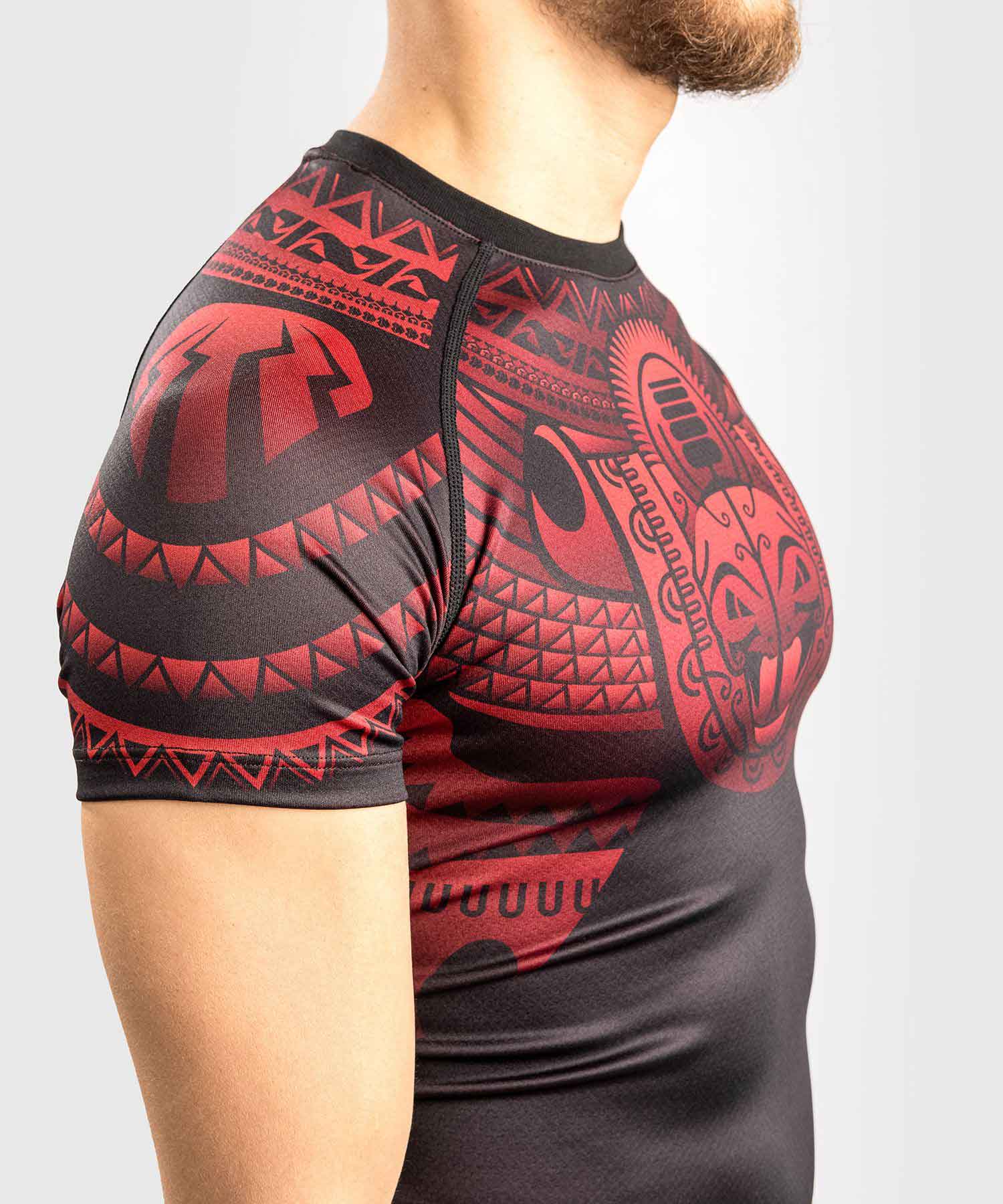 VENUM／ヴェナム　ラッシュガード　　NAKAHI RASHGUARD SHORT SLEEVES／ナカヒ ラッシュガード ショートスリーブ（黒／レッド）