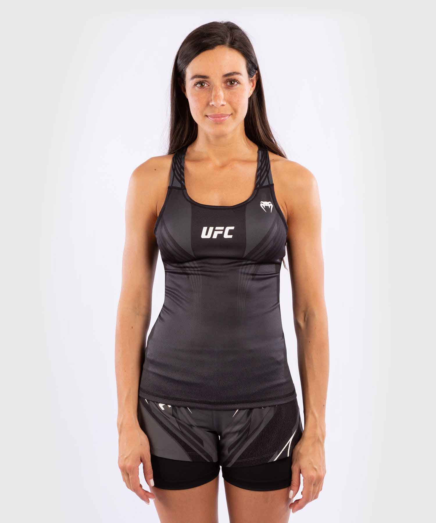 VENUM WOMEN／レディース　タンクトップ　　UFC VENUM AUTHENTIC FIGHT NIGHT WOMEN'S FITTED TANK WITH SHELF BRA／UFC VENUM オーセンティック ファイトナイト レディース シェルフブラ付きフィットタンク（黒）