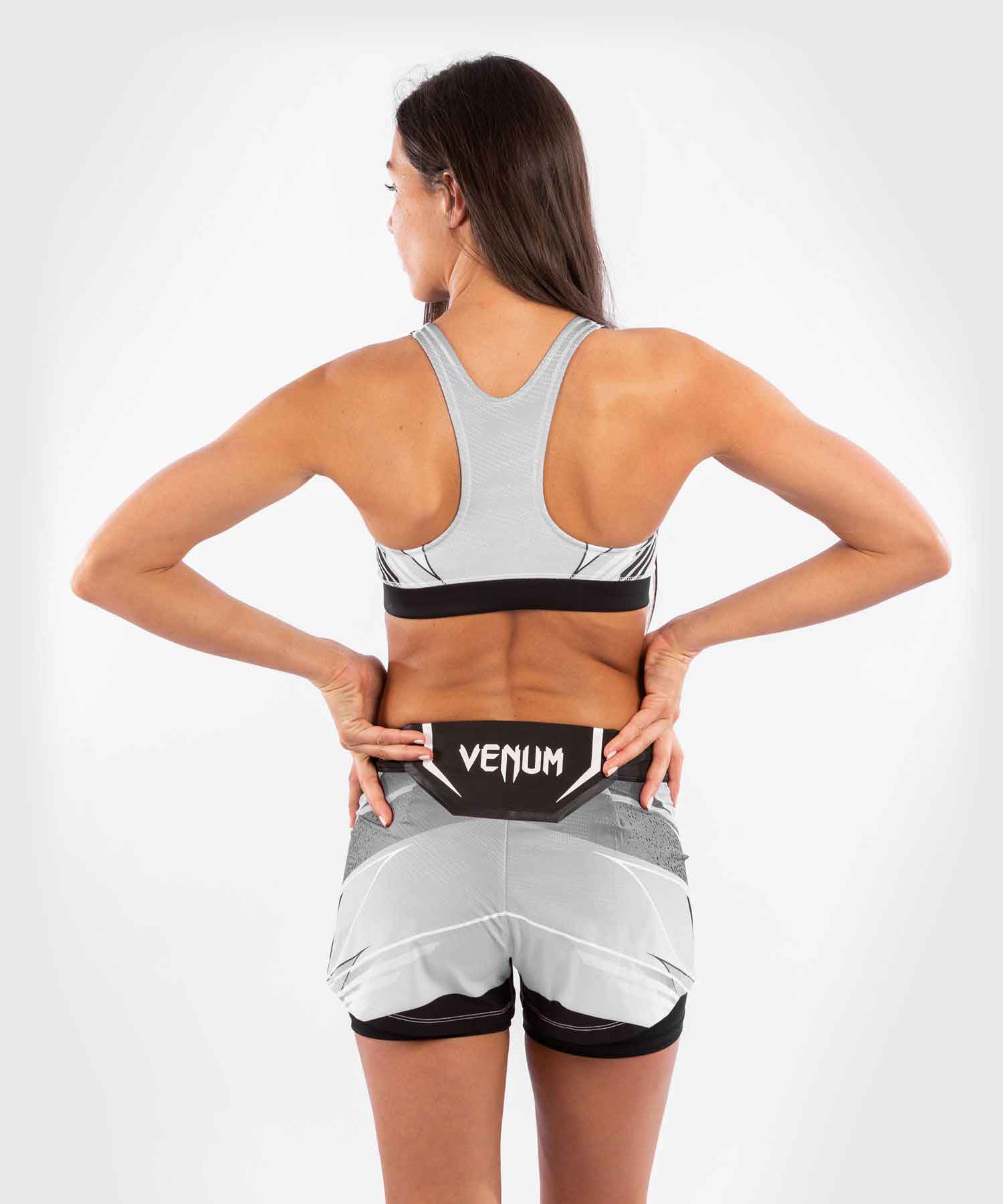 VENUM WOMEN／レディース　スポーツブラ　　UFC VENUM AUTHENTIC FIGHT NIGHT WOMEN'S SPORT BRA／UFC VENUM オーセンティック ファイトナイト レディース スポーツブラ（白）