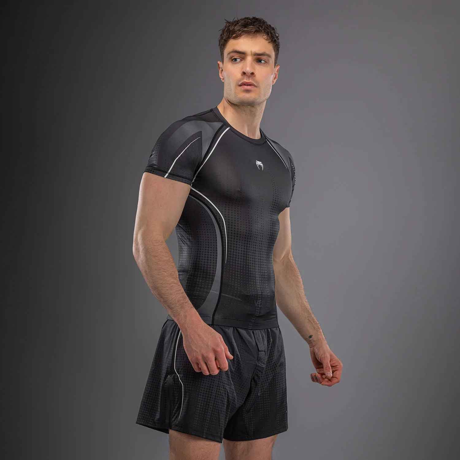 VENUM／ヴェナム　ラッシュガード・コンプレッション　　Stealth Short Sleeve Rashguard／ステルス ショートスリーブ ラッシュガード