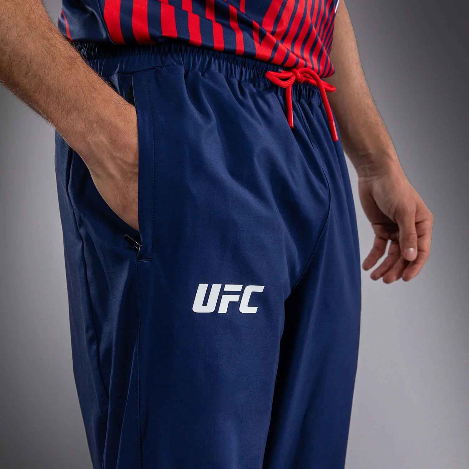 VENUM／ヴェナム　スウェットパンツ（ジョガー・ジョギングス）　　Official UFC Freedom 250 by Venum Authentic Fight Night Men's Blue Walkout Pant／オフィシャル UFC フリーダム 250 by ヴェナム オーセンティック ファイトナイト メンズ ブルー ウォークアウト パンツ