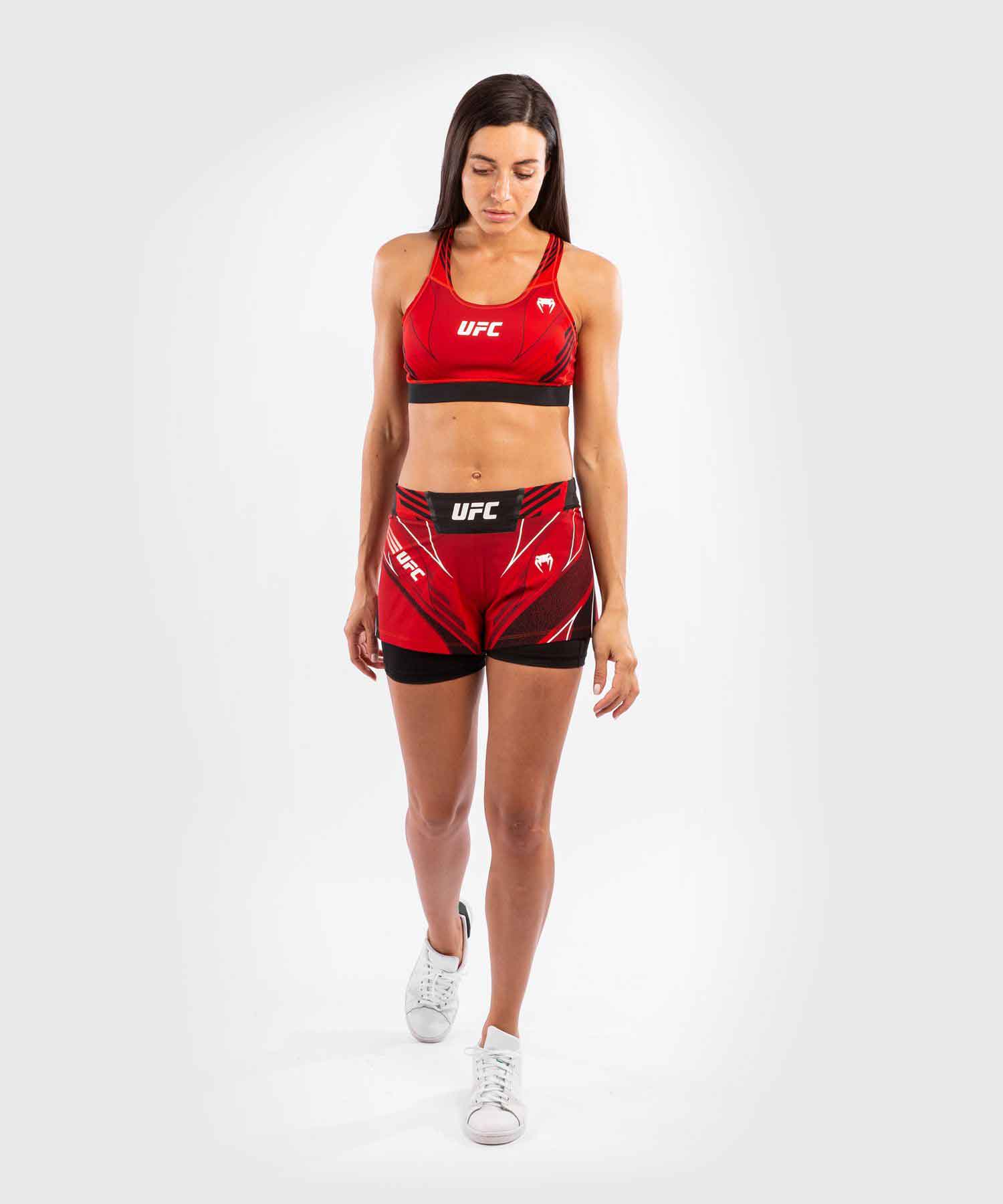 VENUM WOMEN／レディース　ファイトショーツ　　UFC VENUM AUTHENTIC FIGHT NIGHT WOMEN'S SHORTS SHORT FIT／UFC VENUM オーセンティック ファイトナイト レディース ショーツ ショートフィット（レッド／黒）