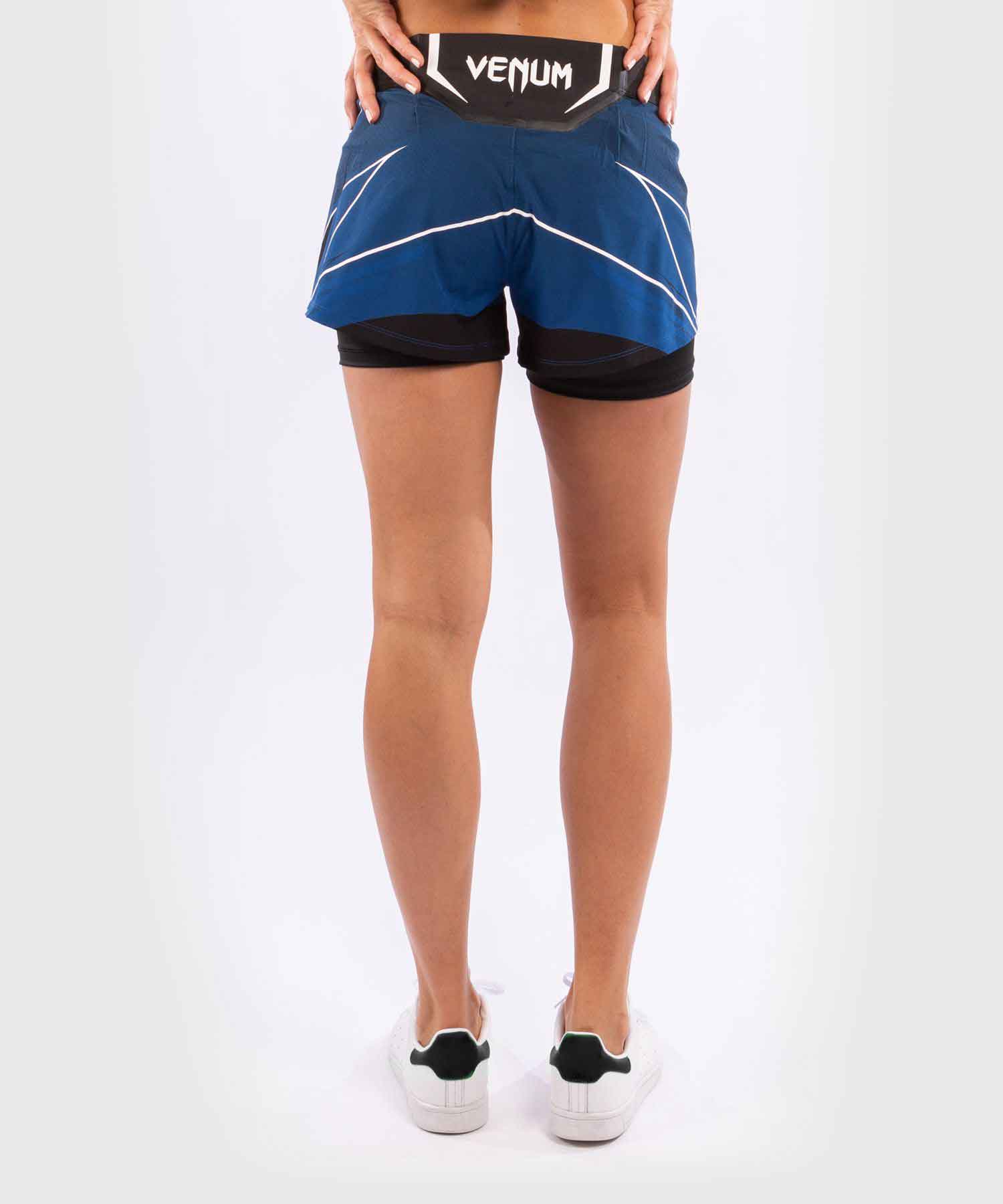 VENUM WOMEN／レディース　ファイトショーツ　　UFC VENUM AUTHENTIC FIGHT NIGHT WOMEN'S SHORTS SHORT FIT／UFC VENUM オーセンティック ファイトナイト レディース ショーツ ショートフィット（ブルー／黒）