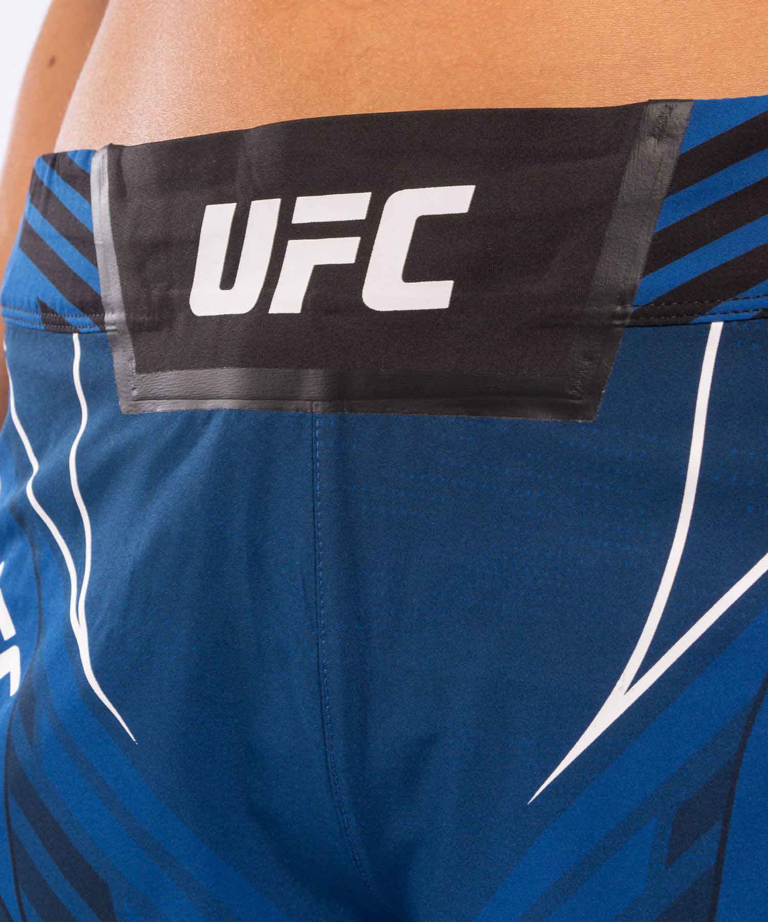 VENUM WOMEN／レディース　ファイトショーツ　　UFC VENUM AUTHENTIC FIGHT NIGHT WOMEN'S SHORTS SHORT FIT／UFC VENUM オーセンティック ファイトナイト レディース ショーツ ショートフィット（ブルー／黒）