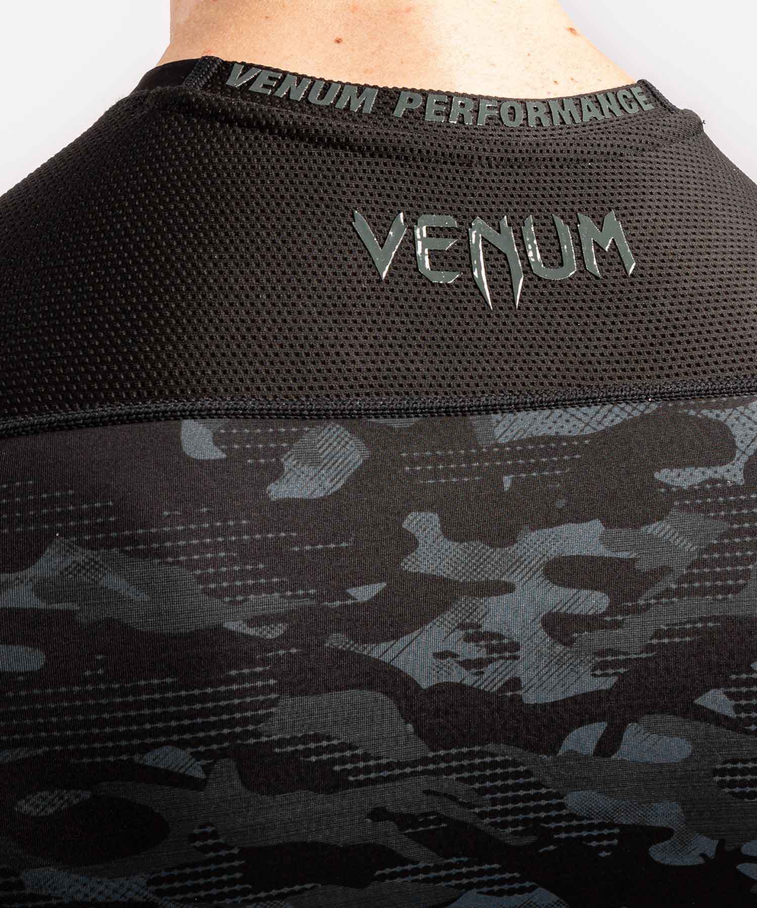 VENUM／ヴェナム　ラッシュガード　　DEFENDER RASHGUARD LONG SLEEVES／ディフェンダー ラッシュガード ロングスリーブ（ダークカモ）