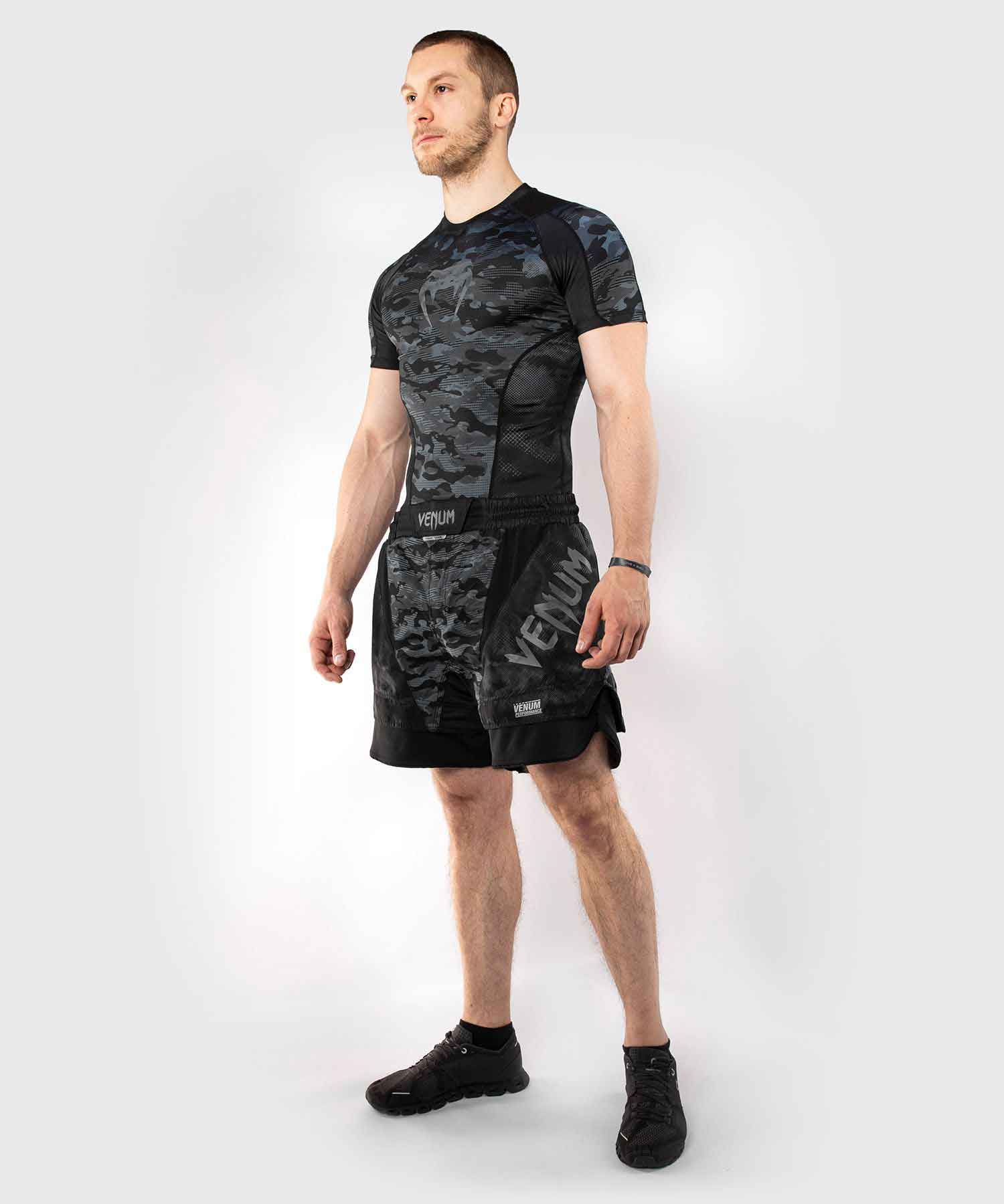 VENUM／ヴェナム　ラッシュガード　　DEFENDER RASHGUARD SHORT SLEEVES／ディフェンダー ラッシュガード ショートスリーブ（ダークカモ）