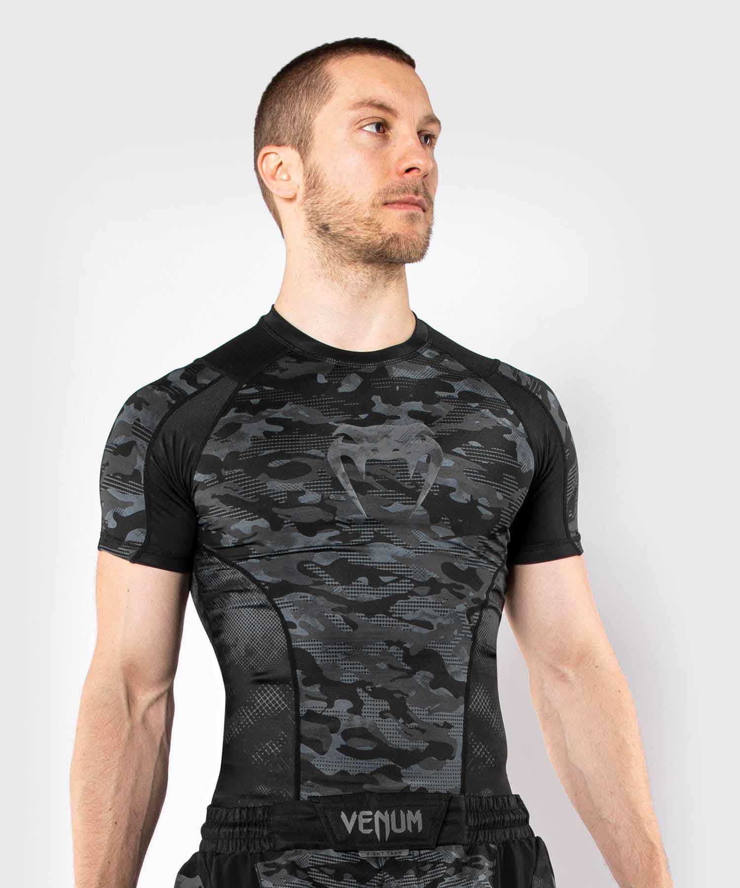 VENUM／ヴェナム　ラッシュガード　　DEFENDER RASHGUARD SHORT SLEEVES／ディフェンダー ラッシュガード ショートスリーブ（ダークカモ）