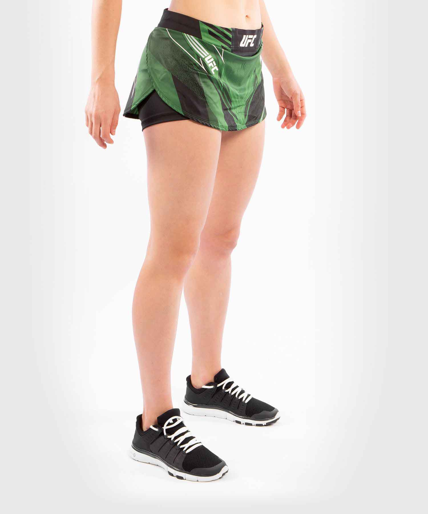 VENUM WOMEN／レディース　ファイトショーツ　　UFC VENUM AUTHENTIC FIGHT NIGHT WOMEN'S SKORT／UFC VENUM オーセンティック ファイトナイト レディース スコート（グリーン／黒）