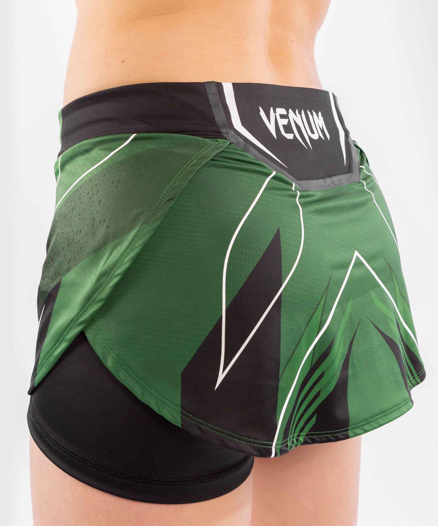 VENUM WOMEN／レディース　ファイトショーツ　　UFC VENUM AUTHENTIC FIGHT NIGHT WOMEN'S SKORT／UFC VENUM オーセンティック ファイトナイト レディース スコート（グリーン／黒）