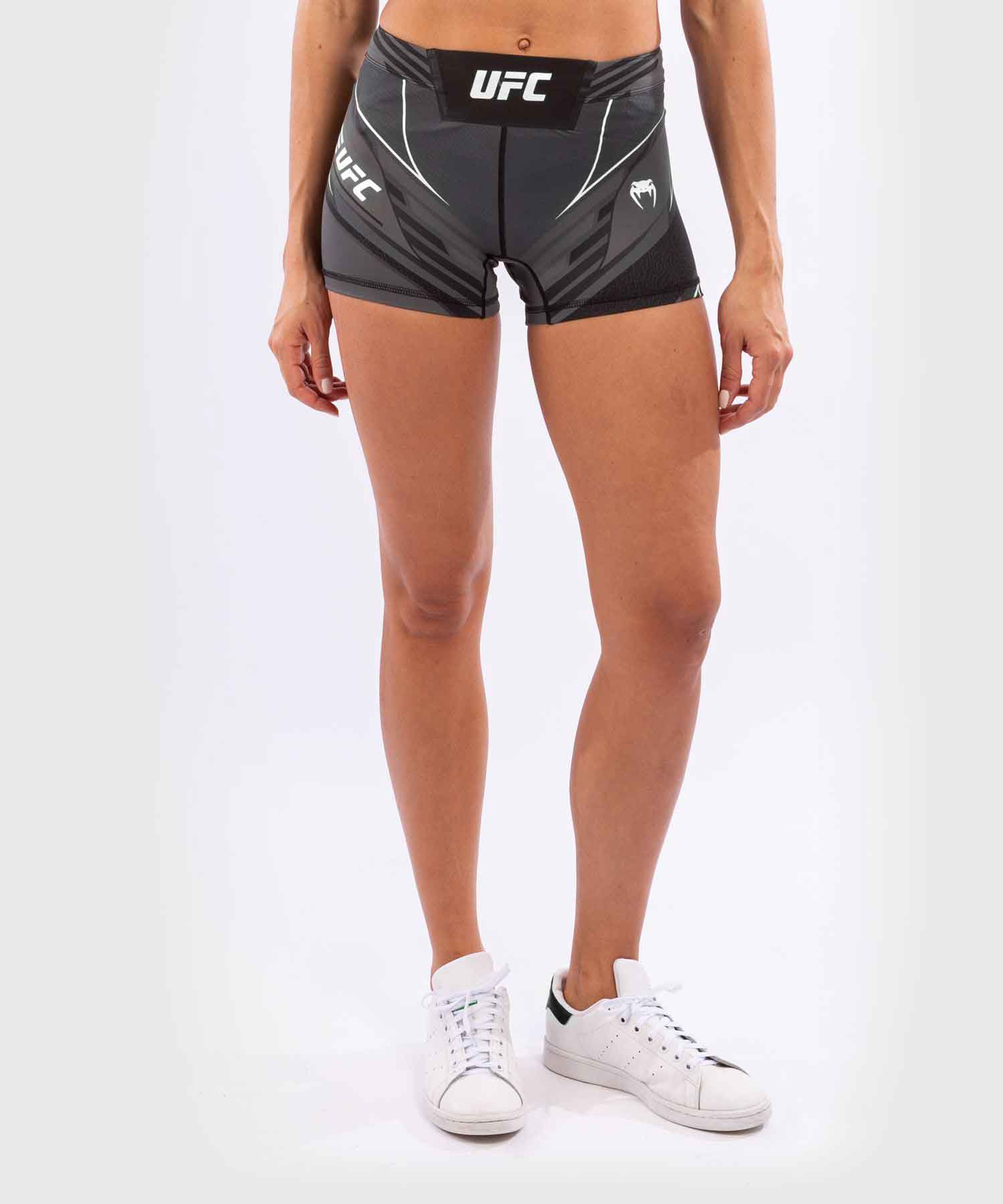 VENUM WOMEN／レディース　バーリトゥードショーツ　　UFC VENUM AUTHENTIC FIGHT NIGHT WOMEN'S VALE TUDO SHORTS SHORT FIT／UFC VENUM オーセンティック ファイトナイト レディース バーリトゥードショーツ ショートフィット（ダークグレー／黒）