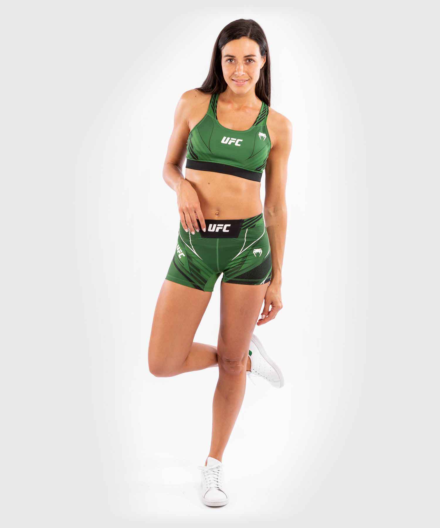 VENUM WOMEN／レディース　バーリトゥードショーツ　　UFC VENUM AUTHENTIC FIGHT NIGHT WOMEN'S VALE TUDO SHORTS SHORT FIT／UFC VENUM オーセンティック ファイトナイト レディース バーリトゥードショーツ ショートフィット（グリーン／黒）