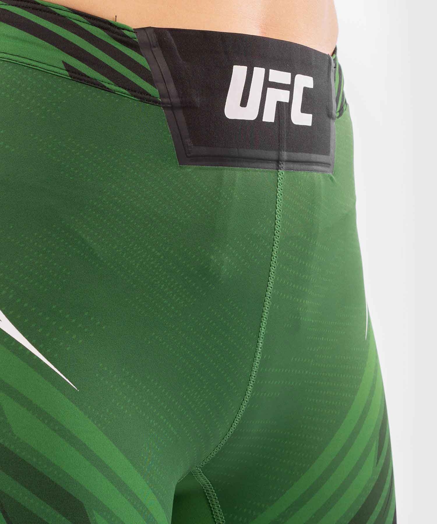 VENUM WOMEN／レディース　バーリトゥードショーツ　　UFC VENUM AUTHENTIC FIGHT NIGHT WOMEN'S VALE TUDO SHORTS LONG FIT／UFC VENUM オーセンティック ファイトナイト レディース バーリトゥードショーツ ロングフィット（グリーン／黒）