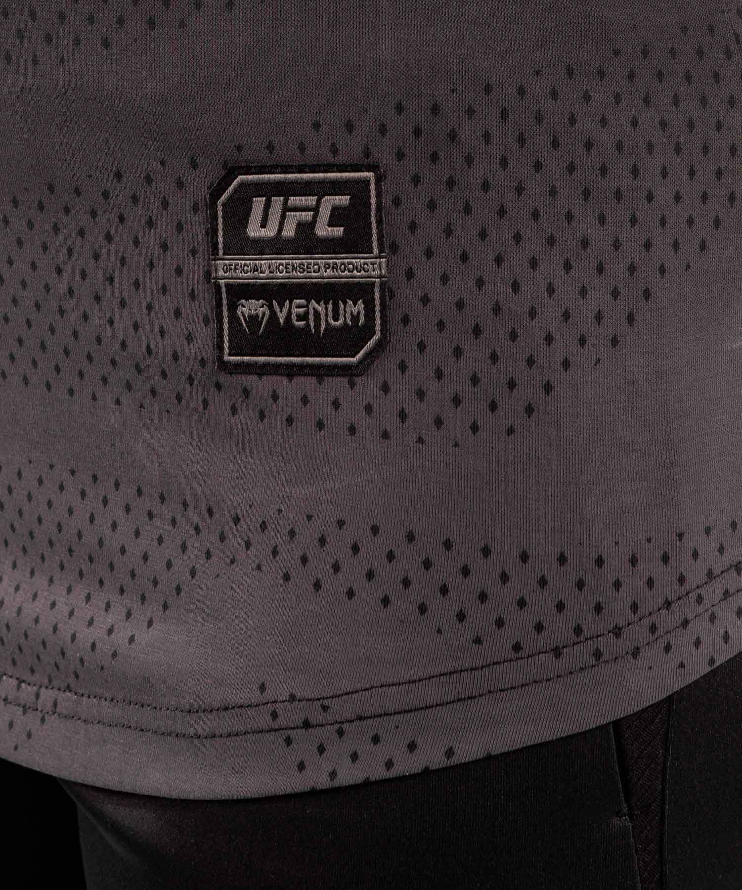 VENUM WOMEN／レディース　Tシャツ　　UFC VENUM AUTHENTIC FIGHT WEEK 2 WOMEN'S SHORT SLEEVE T-SHIRT／UFC VENUM オーセンティック ファイトウィーク 2 レディース ショートスリーブTシャツ（黒）