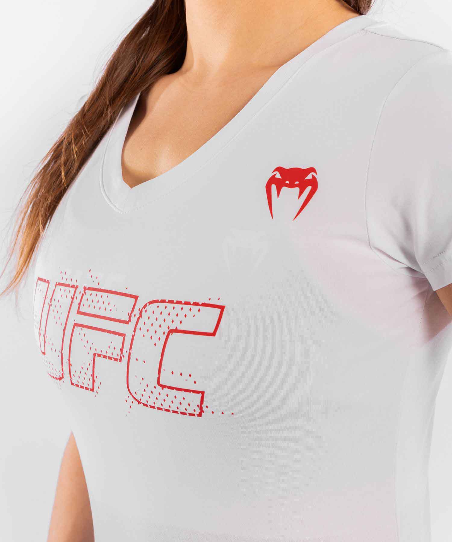 VENUM WOMEN／レディース　Tシャツ　　UFC VENUM AUTHENTIC FIGHT WEEK 2 WOMEN'S SHORT SLEEVE T-SHIRT／UFC VENUM オーセンティック ファイトウィーク 2 レディース ショートスリーブTシャツ（白）