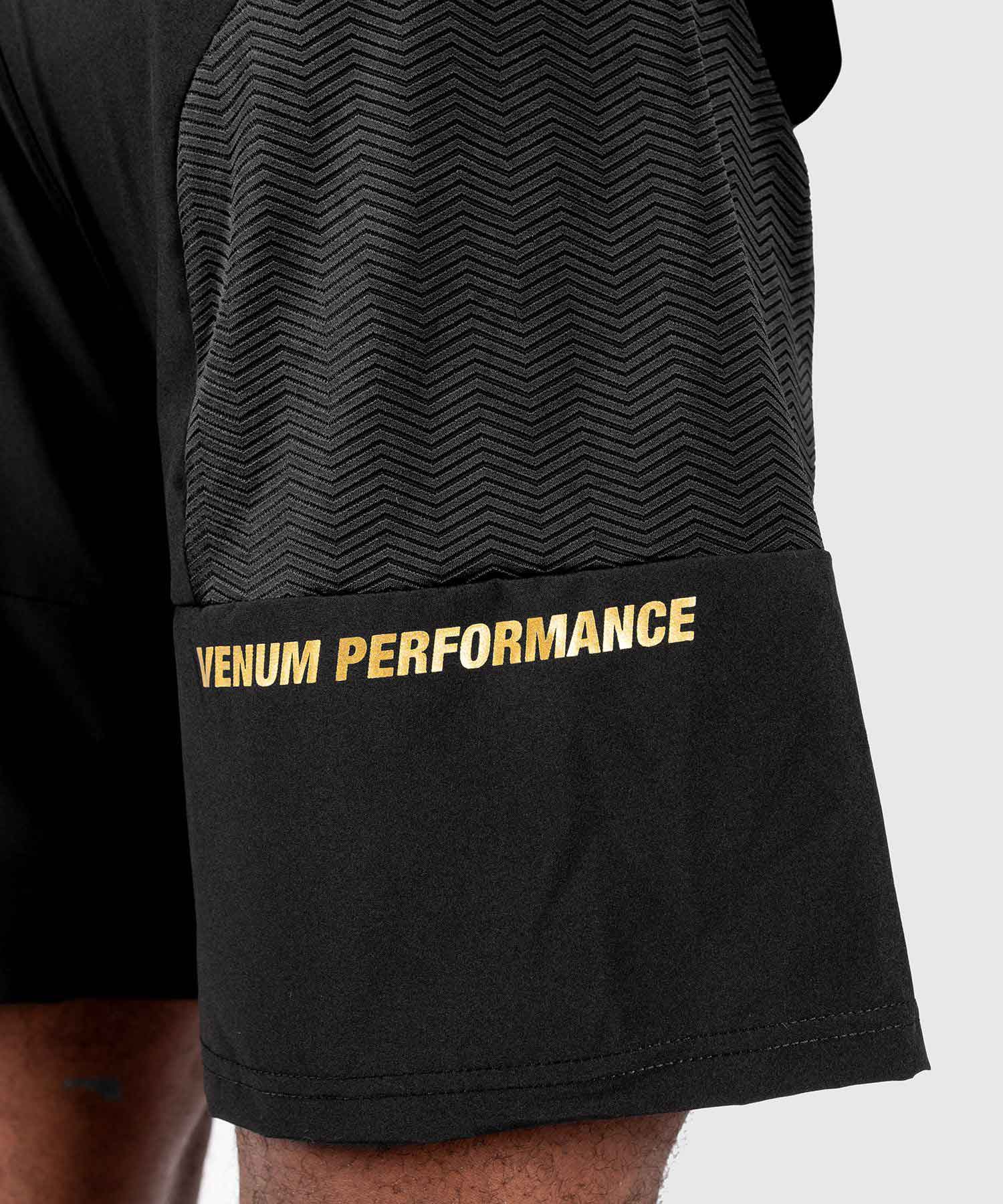VENUM／ヴェナム　トレーニング・フィットネスショーツ　　G-FIT TRAINING SHORTS／G-フィット トレーニングショーツ（黒／ゴールド）