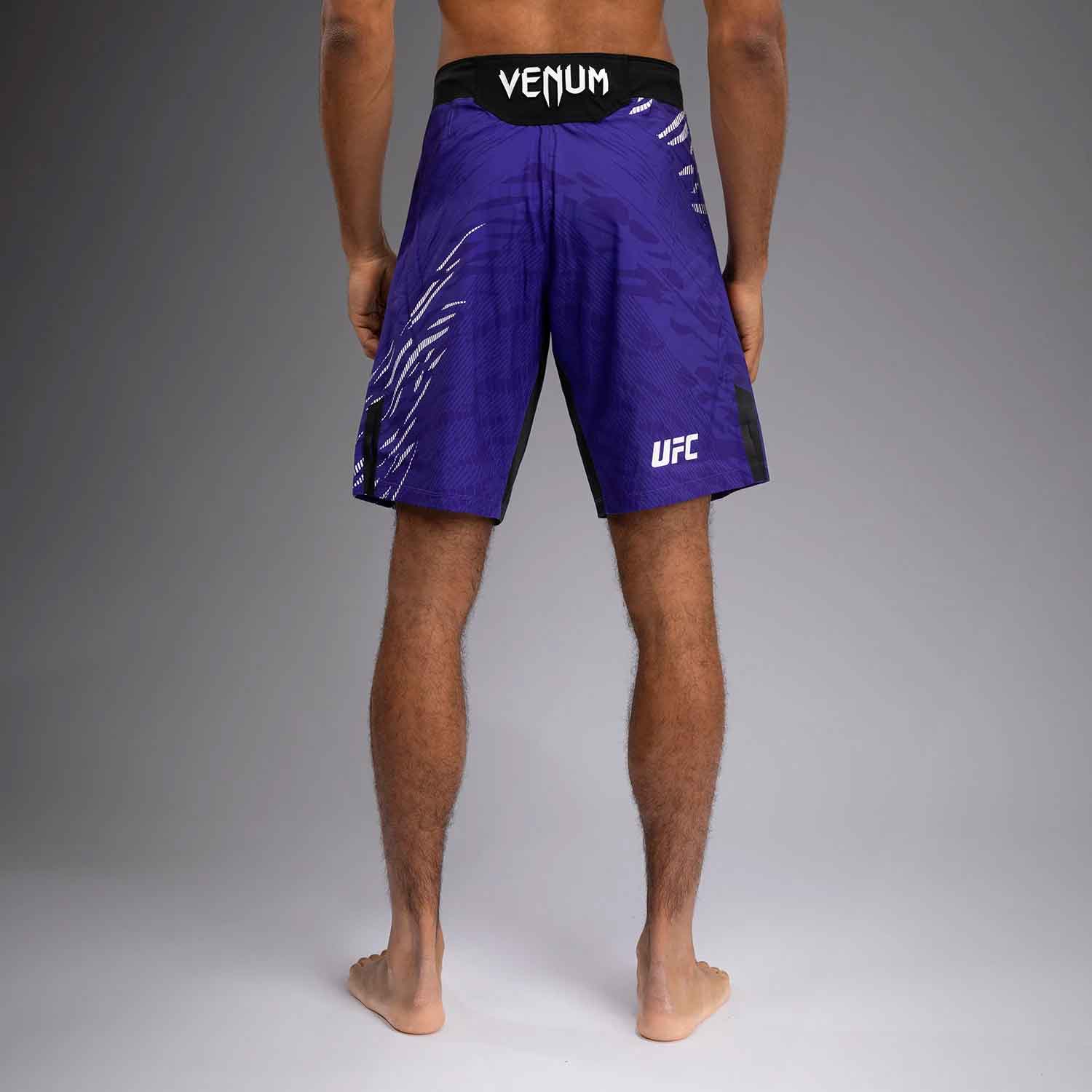 VENUM／ヴェナム　ファイトショーツ　　UFC Fusion by Venum Authentic Fight Night Men’s Fight Short Long Fit／UFC フュージョン by ヴェナム オーセンティック ファイトナイト メンズ ファイトショーツ ロングフィット（パープル）