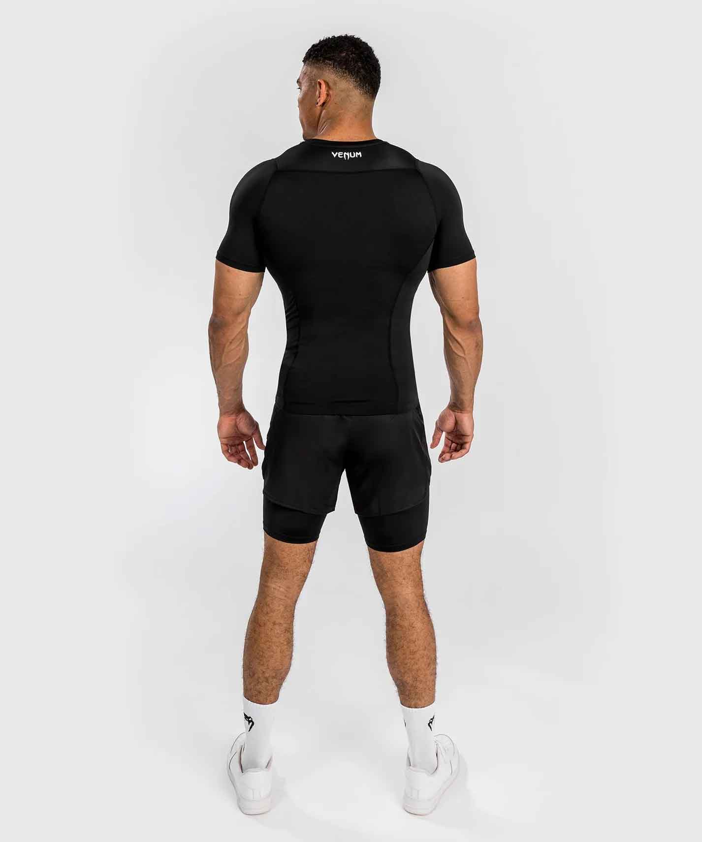 VENUM／ヴェナム　ラッシュガード　　Attack Men's Short Sleeve Rashguard／アタック メンズ ショートスリーブ ラッシュガード（黒／グレー）