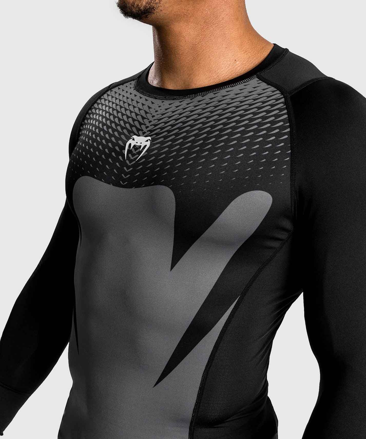 VENUM／ヴェナム　ラッシュガード　　Attack Men's Long Sleeve Rashguard／アタック メンズ ロングスリーブ ラッシュガード（黒／グレー）