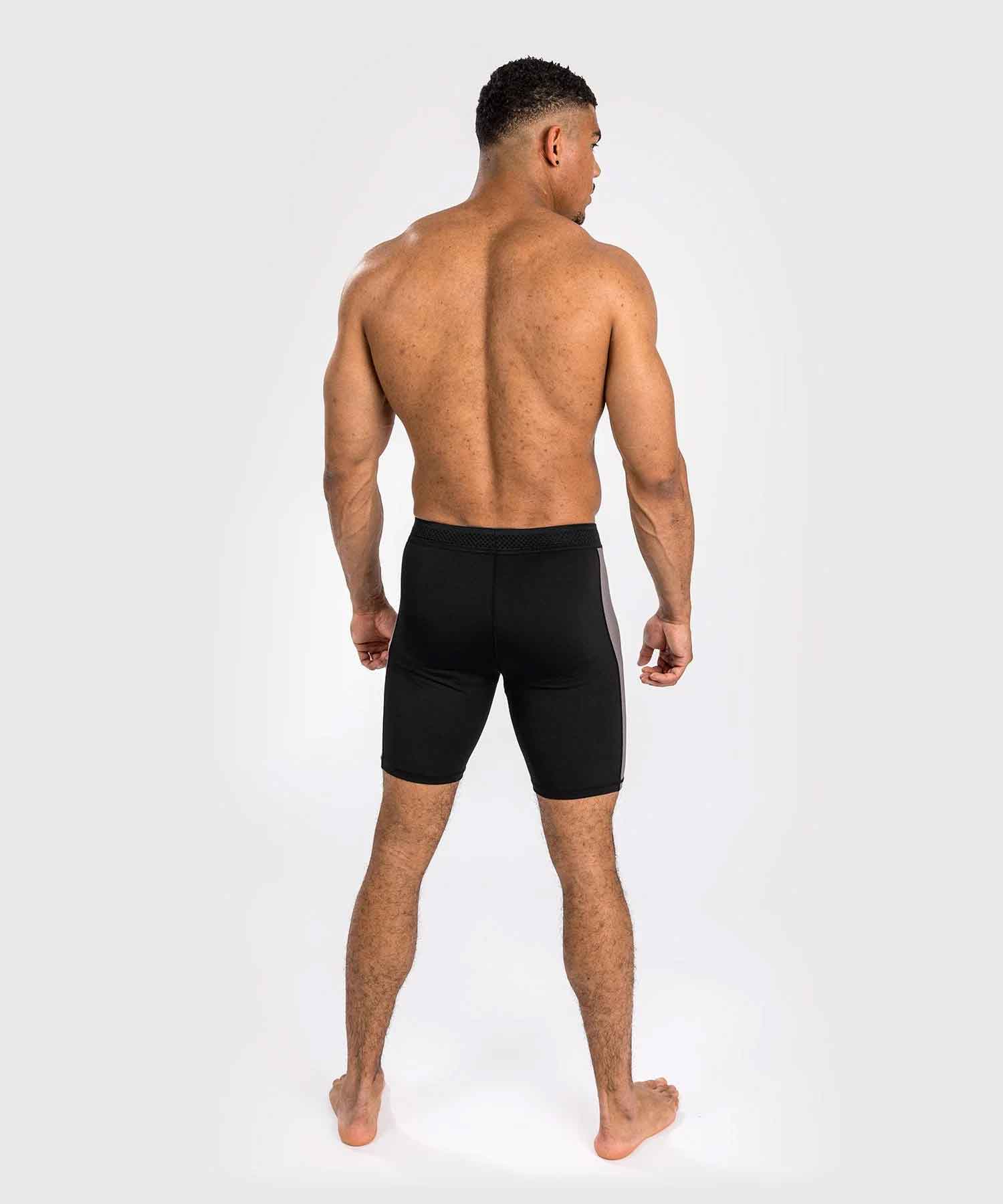 VENUM／ヴェナム　コンプレッション・バーリトゥードショーツ　　Attack Men's Vale Tudo Short／アタック メンズ バーリトゥードショーツ（黒／グレー）